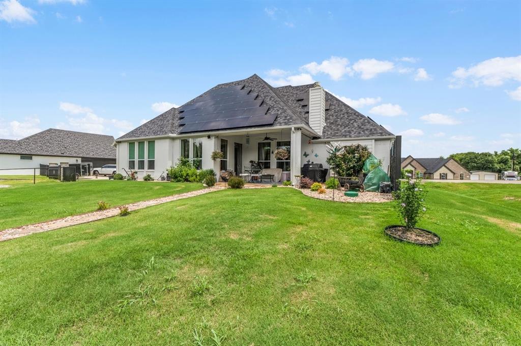Springtown, Texas, 76082, United States, 3 Bedrooms Bedrooms, ,2 BathroomsBathrooms,Residential,For Sale,1943029