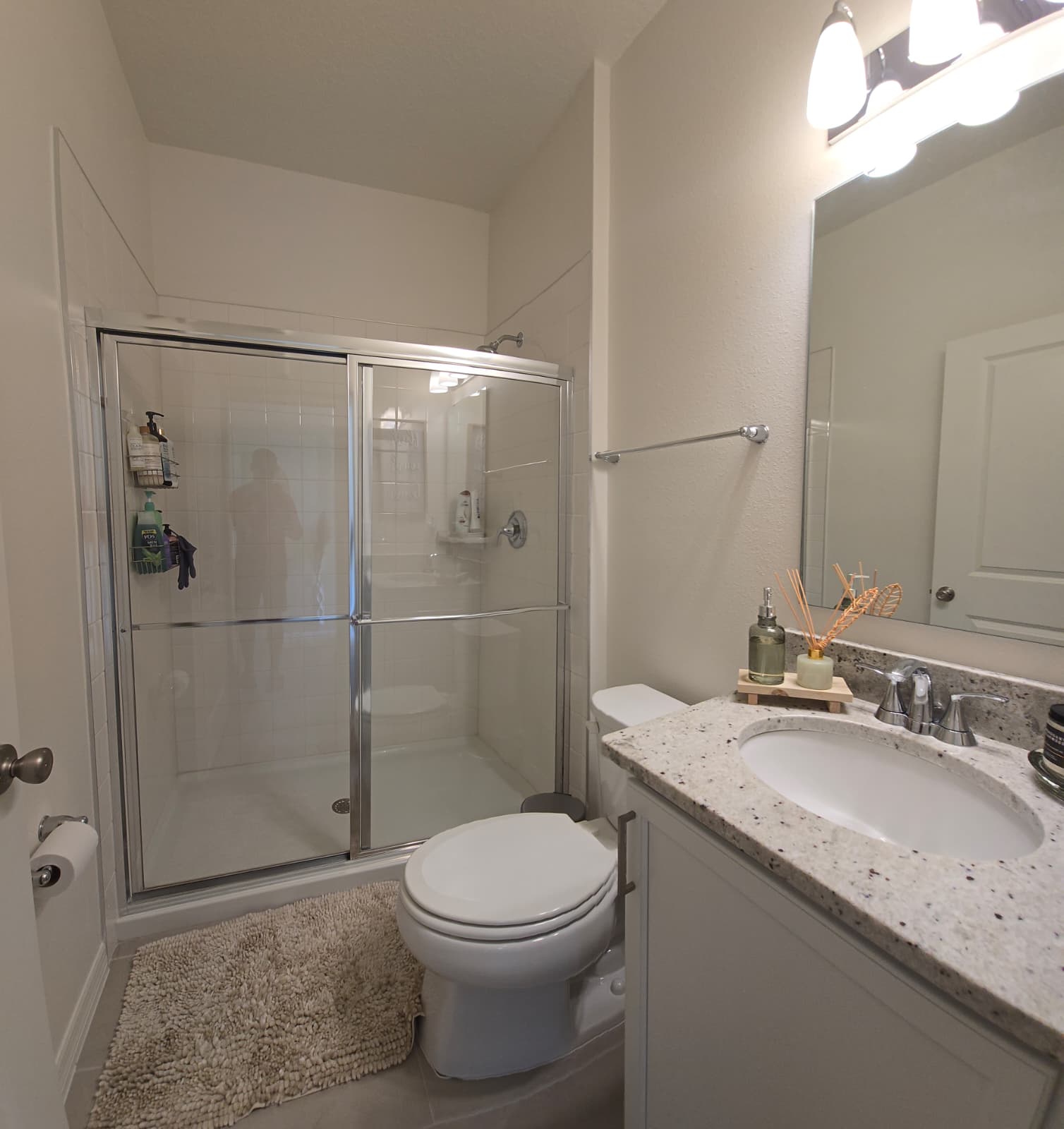 St Cloud, Florida, 34772, United States, 5 Bedrooms Bedrooms, ,3 BathroomsBathrooms,Residential,For Sale,1956513