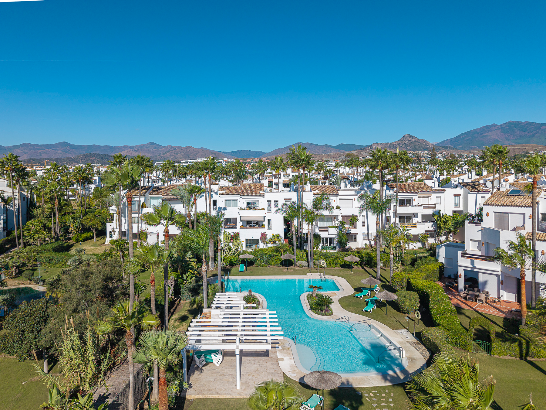  Beachfront contemporary apartment in Costalita, Estepona - 物件實景