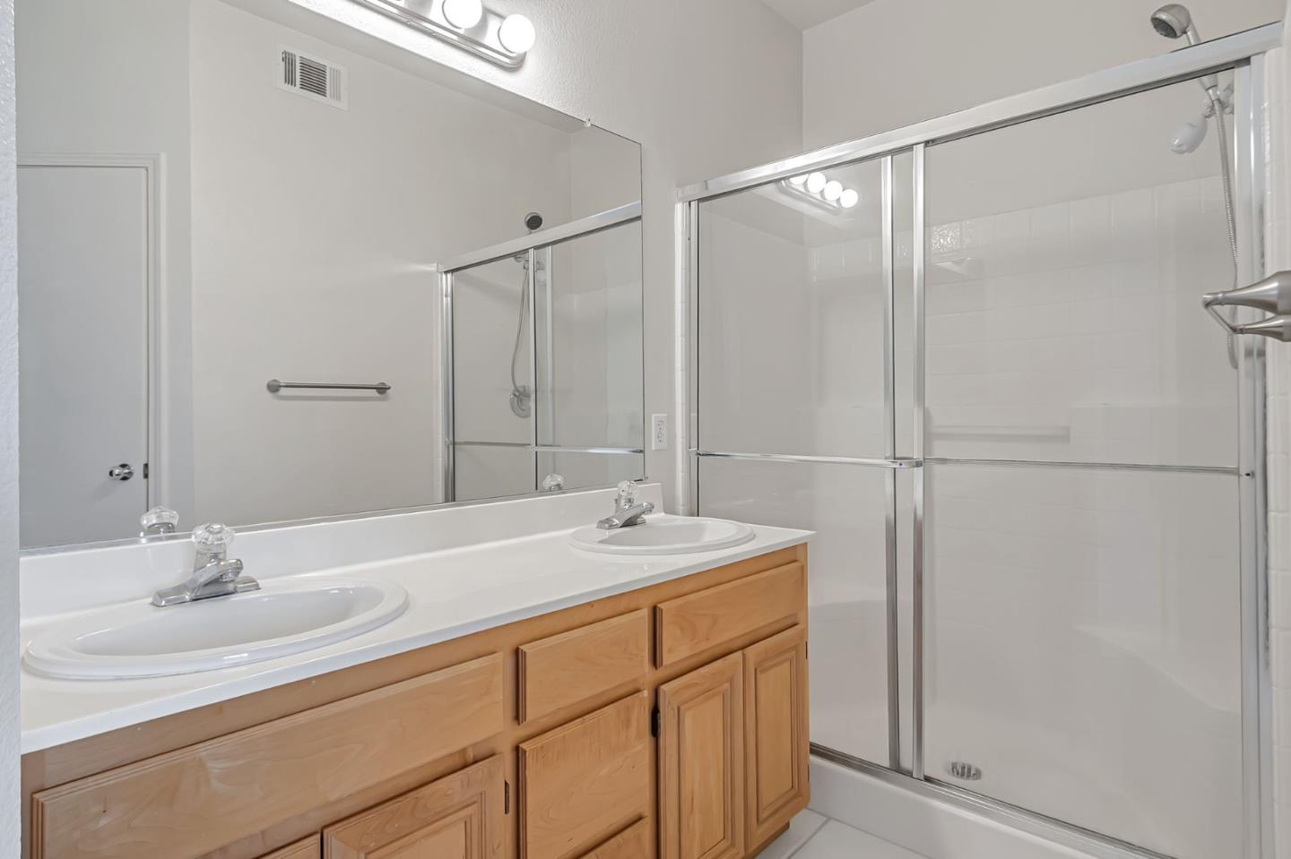 San Jose, California, 95138, United States, 3 Bedrooms Bedrooms, ,3 BathroomsBathrooms,Residential,For Sale,1902471