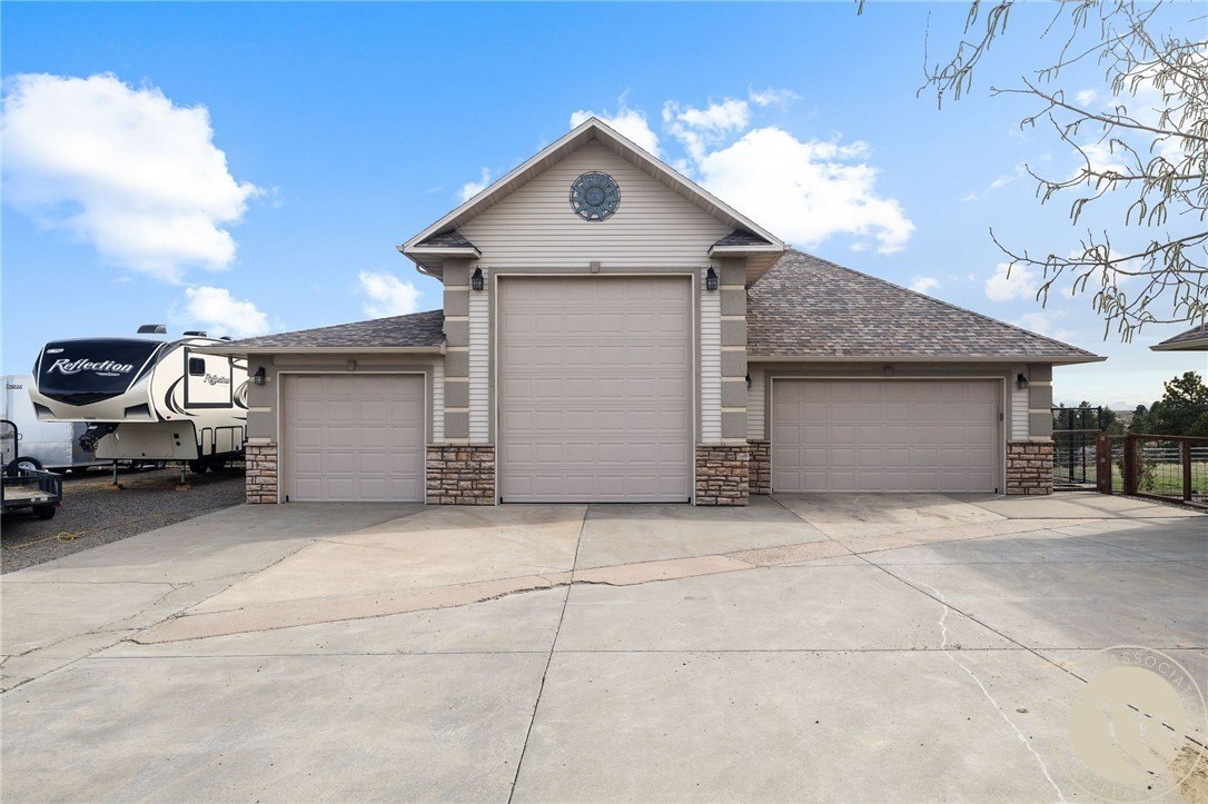 Molt, Montana, 59057, United States, 4 Bedrooms Bedrooms, ,3 BathroomsBathrooms,Residential,For Sale,1989890