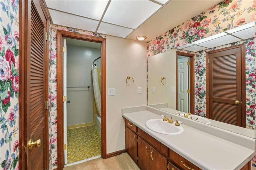 Marietta, Georgia, 30068, United States, 4 Bedrooms Bedrooms, ,3 BathroomsBathrooms,Residential,For Sale,1977177