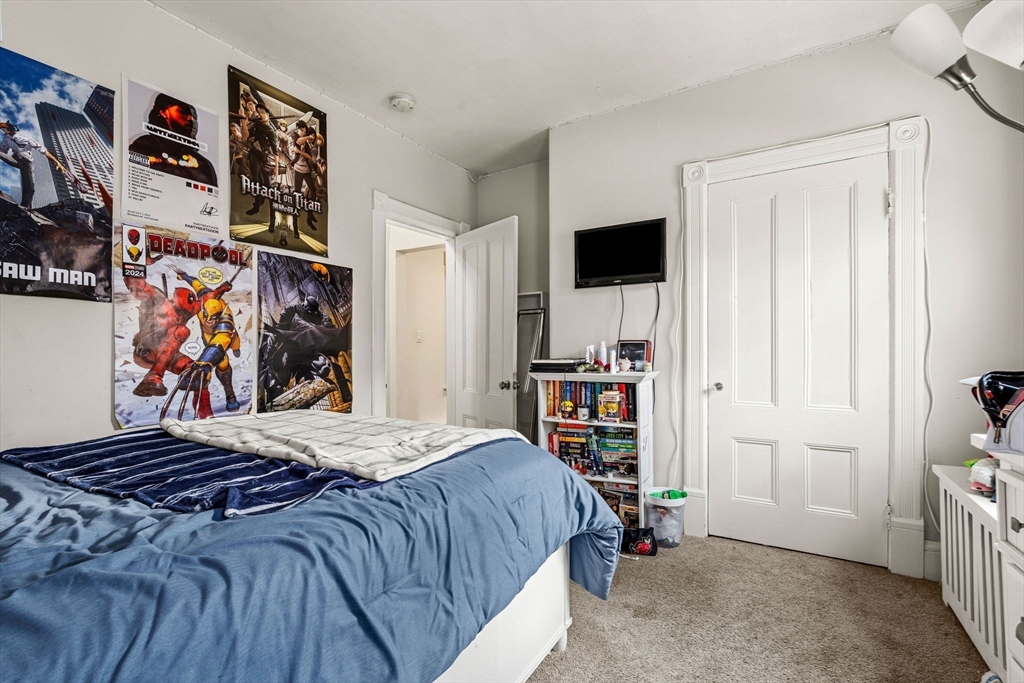 Marlborough, Massachusetts, 01752, United States, 4 Bedrooms Bedrooms, ,2 BathroomsBathrooms,Residential,For Sale,2001797