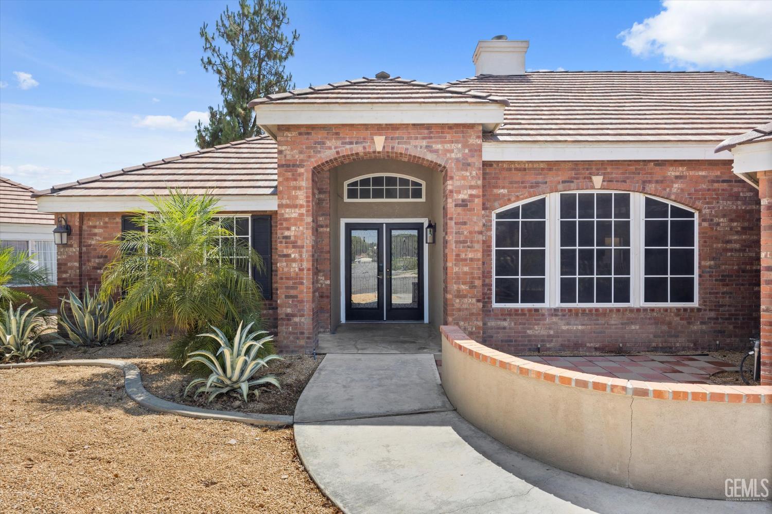 Bakersfield, California, 93312, United States, 4 Bedrooms Bedrooms, ,3 BathroomsBathrooms,Residential,For Sale,1903445