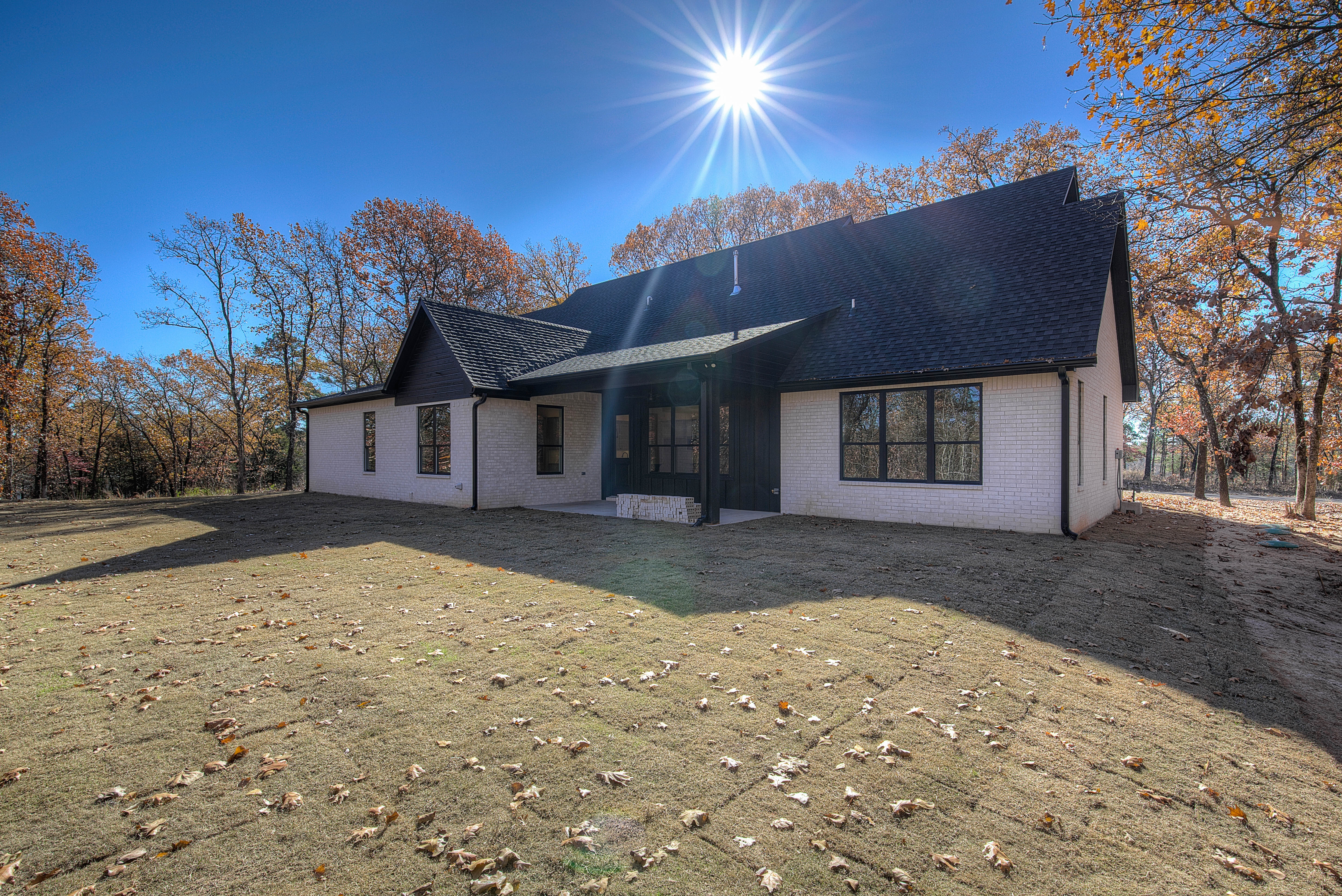 Mineola, Texas, 75773, United States, 4 Bedrooms Bedrooms, ,4 BathroomsBathrooms,Residential,For Sale,1981031