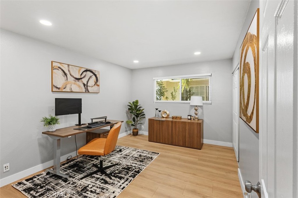 Orange, California, 92867, United States, 3 Bedrooms Bedrooms, ,2 BathroomsBathrooms,Residential,For Sale,1986314