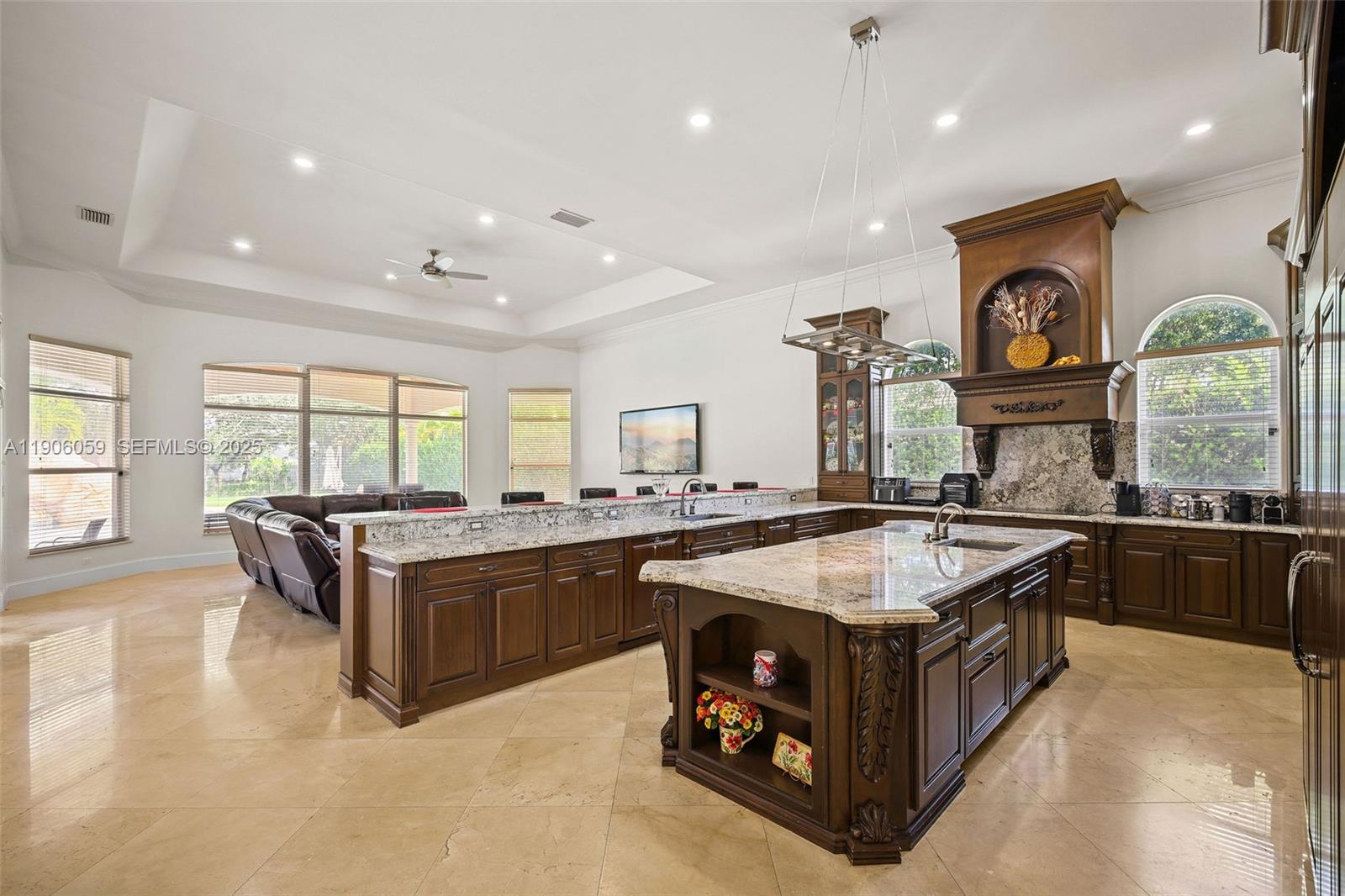 Miami, Florida, 33183, United States, 5 Bedrooms Bedrooms, ,5 BathroomsBathrooms,Residential,For Sale,1998373