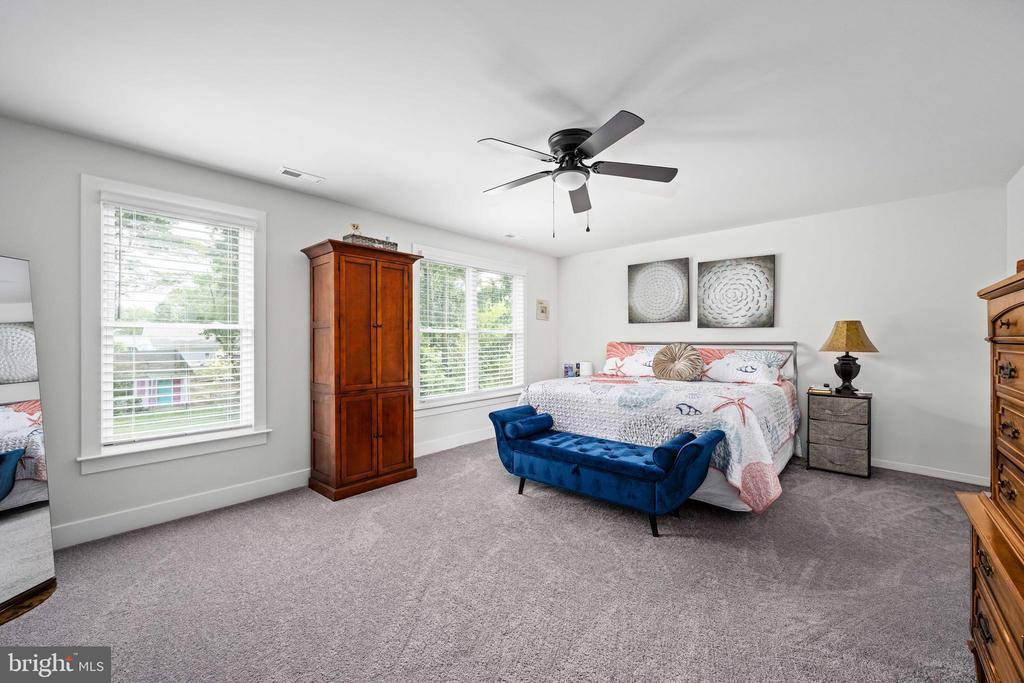 Colonial Beach, Virginia, 22443, United States, 4 Bedrooms Bedrooms, ,3 BathroomsBathrooms,Residential,For Sale,1917593