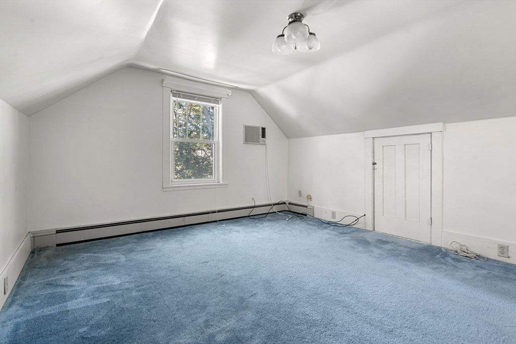 Wakefield, Massachusetts, 01880, United States, 4 Bedrooms Bedrooms, ,2 BathroomsBathrooms,Residential,For Sale,1947079