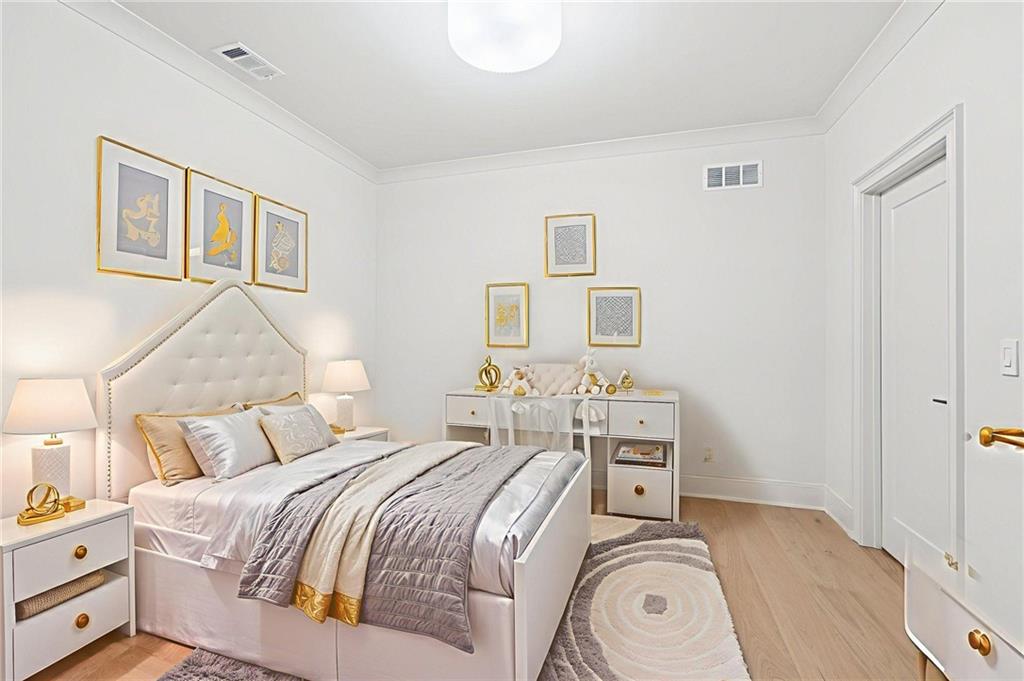 Alpharetta, Georgia, 30004, United States, 5 Bedrooms Bedrooms, ,7 BathroomsBathrooms,Residential,For Sale,1978962