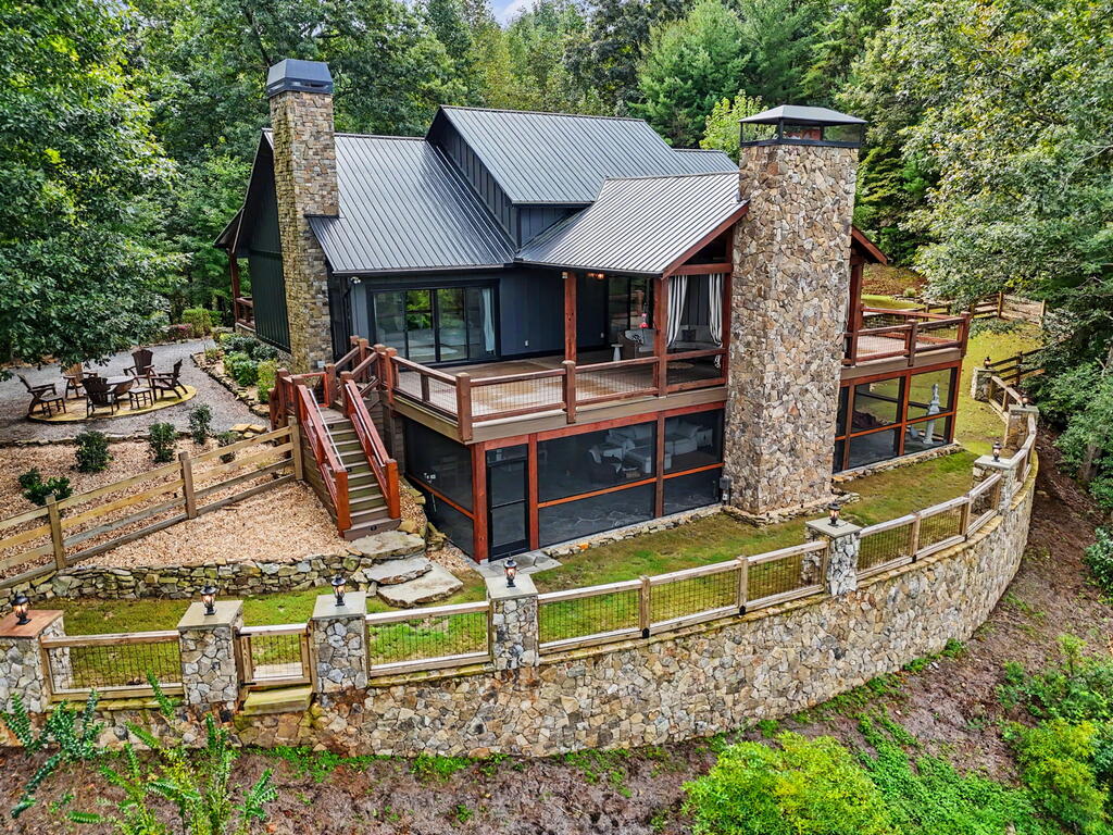 Tails Creek Church Rd, Ellijay, GA 30540