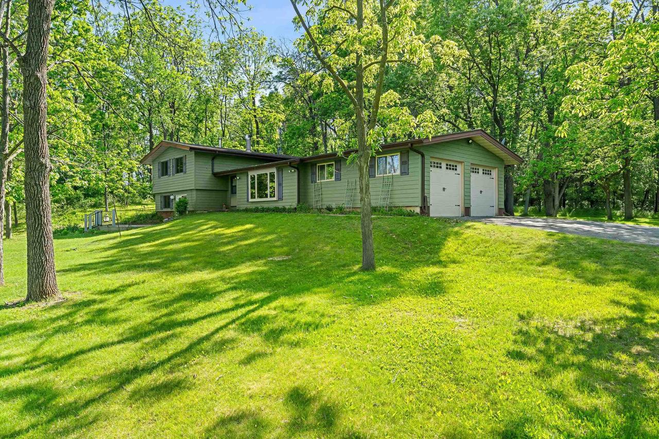 Green Lake, Wisconsin, 54941, United States, 4 Bedrooms Bedrooms, ,3 BathroomsBathrooms,Residential,For Sale,2048253