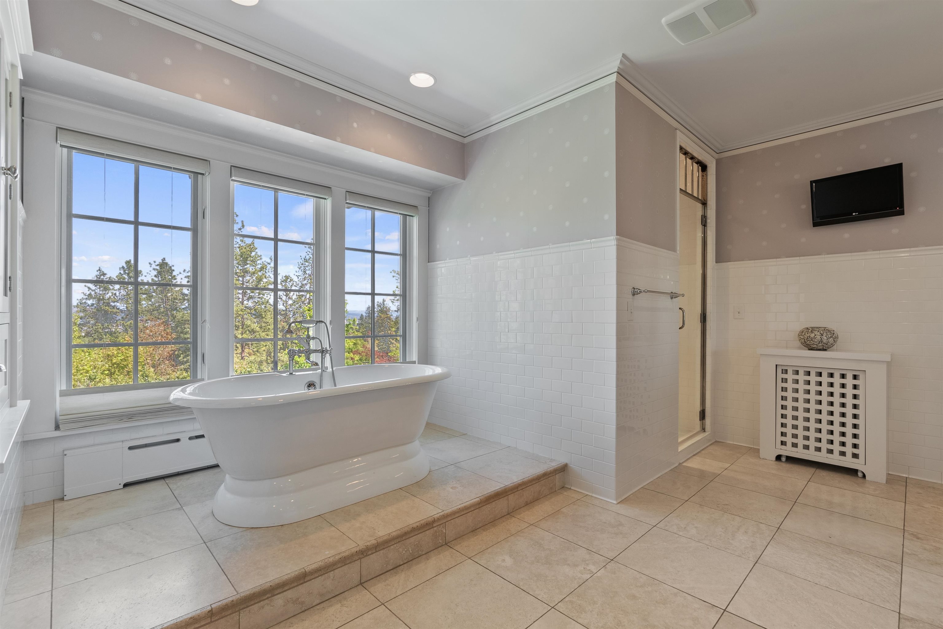 Spokane, Washington, 99203, United States, 4 Bedrooms Bedrooms, ,6 BathroomsBathrooms,Residential,For Sale,1793994