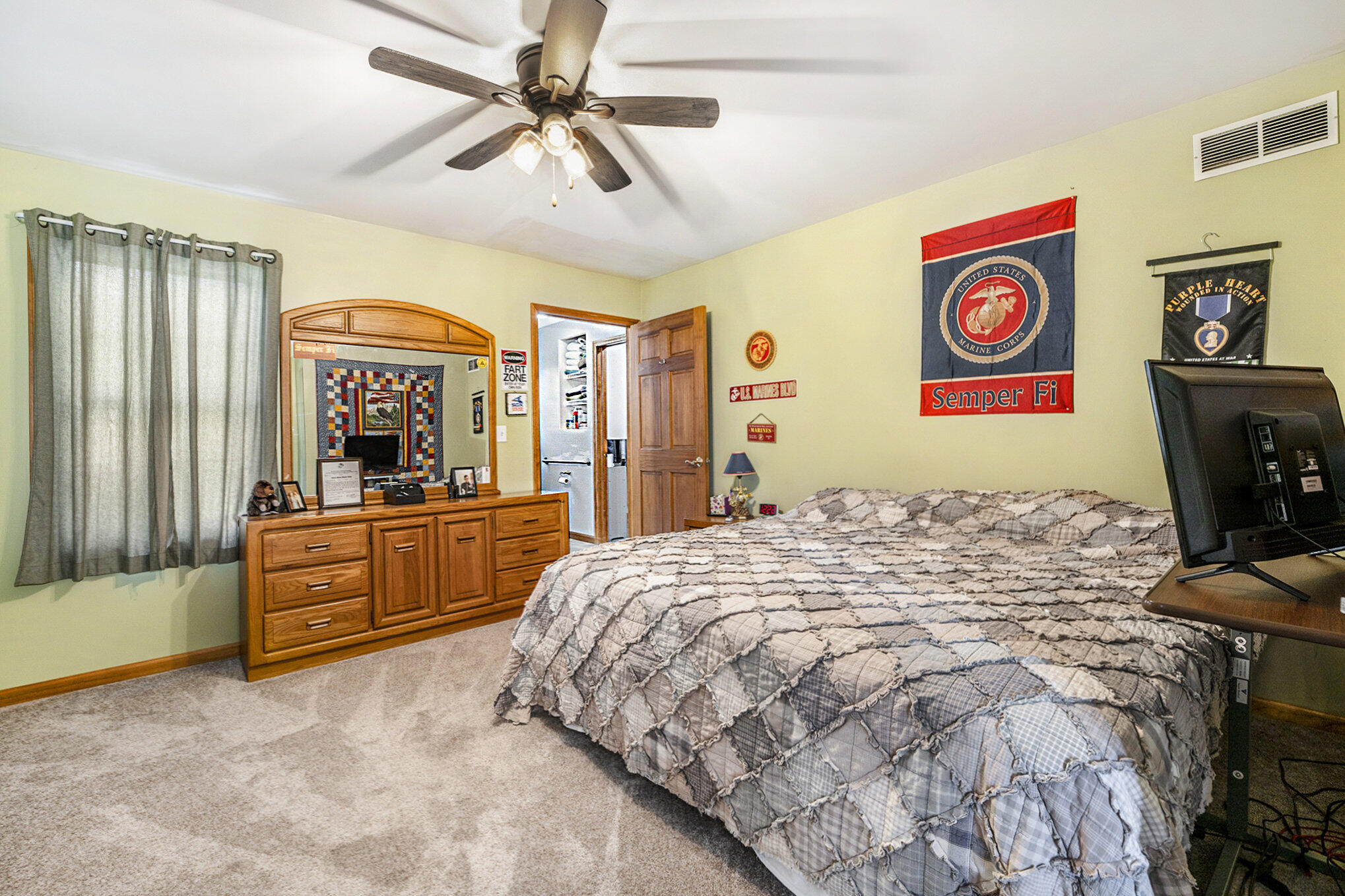 Chesterton, Indiana, 46304, United States, 5 Bedrooms Bedrooms, ,2 BathroomsBathrooms,Residential,For Sale,1973934