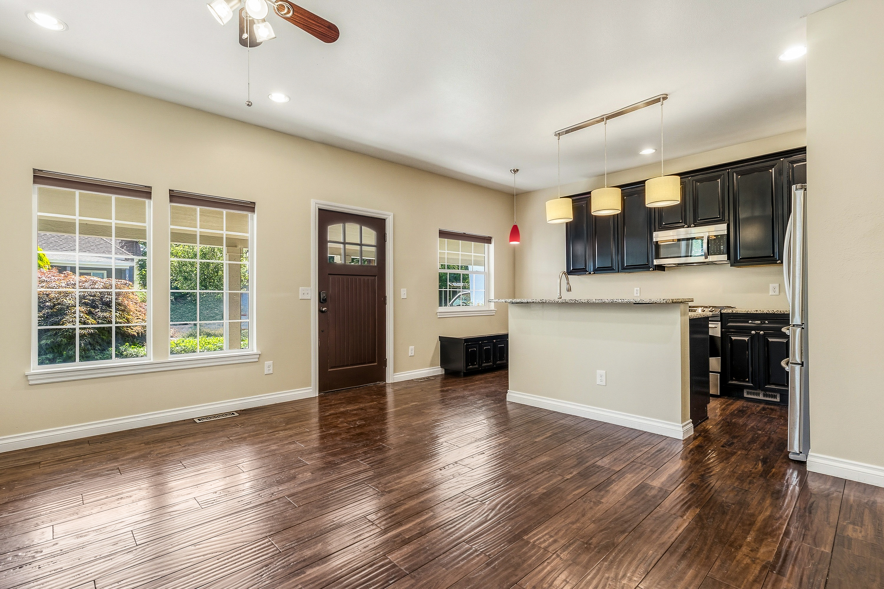  1031 Bonnie Brae St - 物件實景