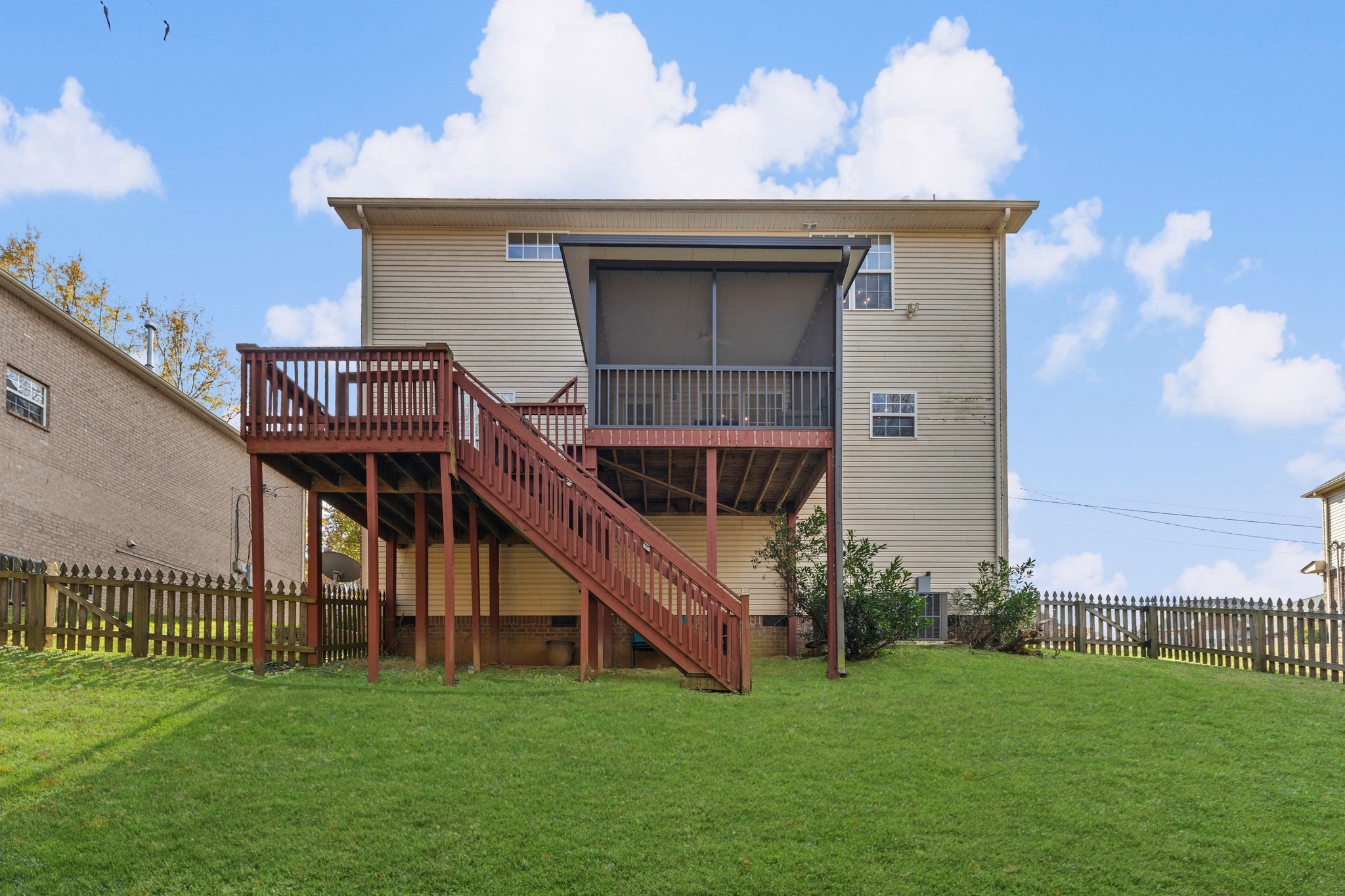 Antioch, Tennessee, 37013, United States, 3 Bedrooms Bedrooms, ,3 BathroomsBathrooms,Residential,For Sale,1994607