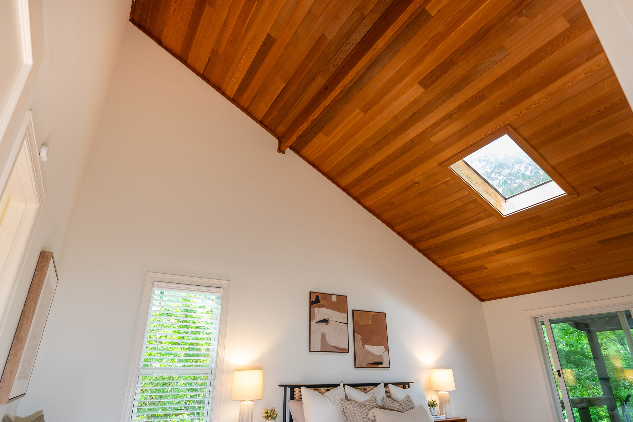  Thoughtfully Renovated Contemporary Home - 物件實景