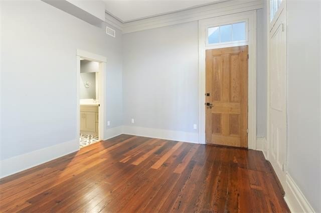 New Orleans, Louisiana, 70130, United States, ,Residential,For Sale,1982381