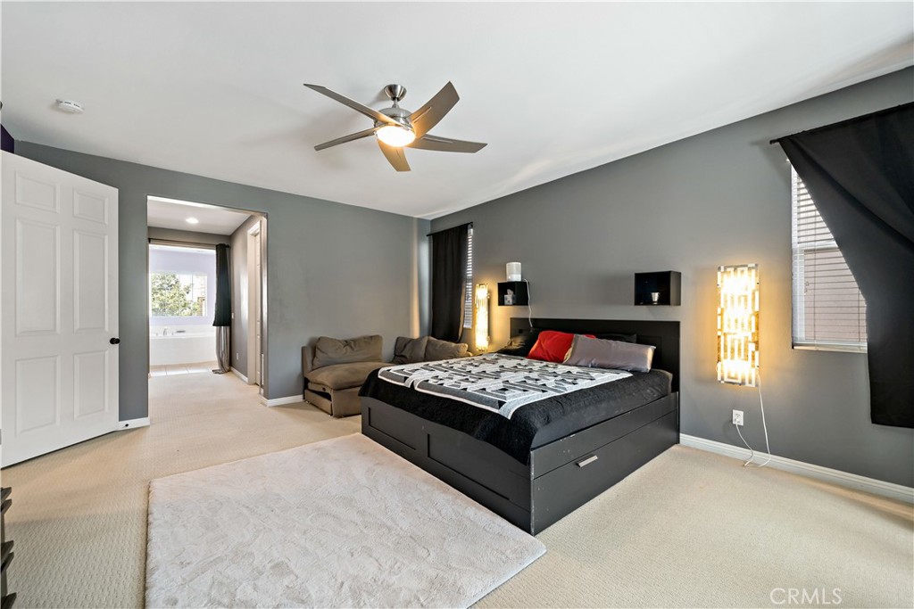 Lake Elsinore, California, 92530, United States, 5 Bedrooms Bedrooms, ,3 BathroomsBathrooms,Residential,For Sale,1881678