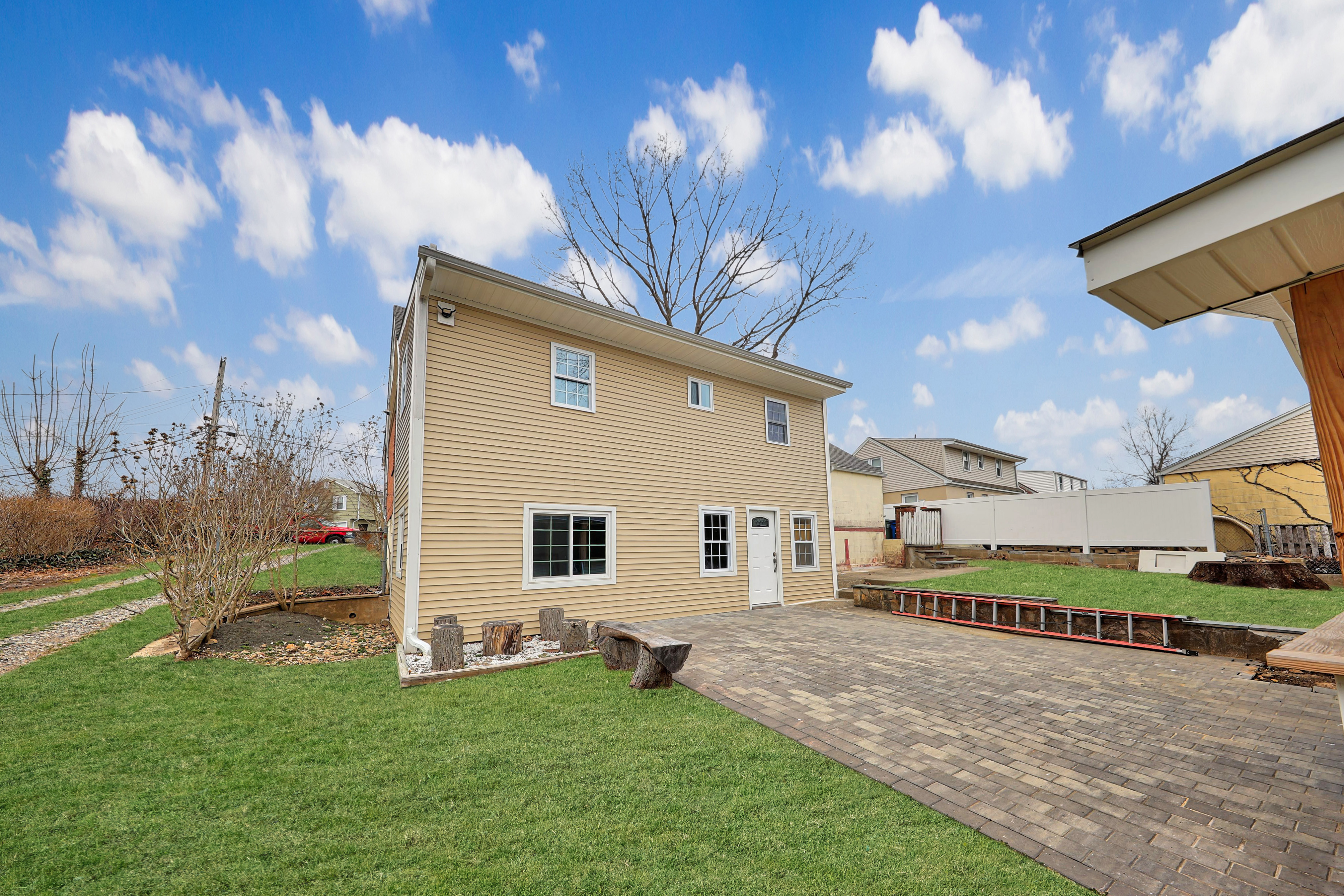 Bridgeport, Connecticut, 06606, United States, 5 Bedrooms Bedrooms, ,3 BathroomsBathrooms,Residential,For Sale,1930602