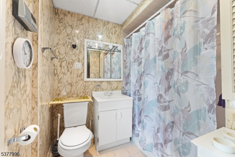 Garwood Boro, New Jersey, 07027, United States, 4 Bedrooms Bedrooms, ,2 BathroomsBathrooms,Residential,For Sale,1918141