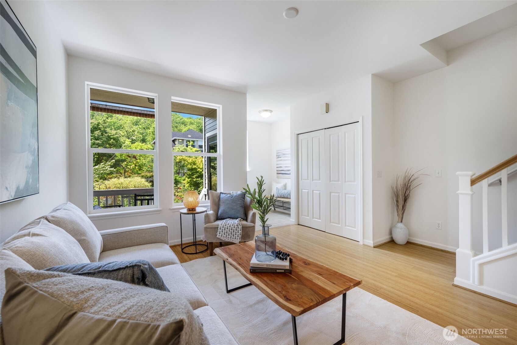 Seattle, Washington, 98108, United States, 3 Bedrooms Bedrooms, ,2 BathroomsBathrooms,Residential,For Sale,1862299
