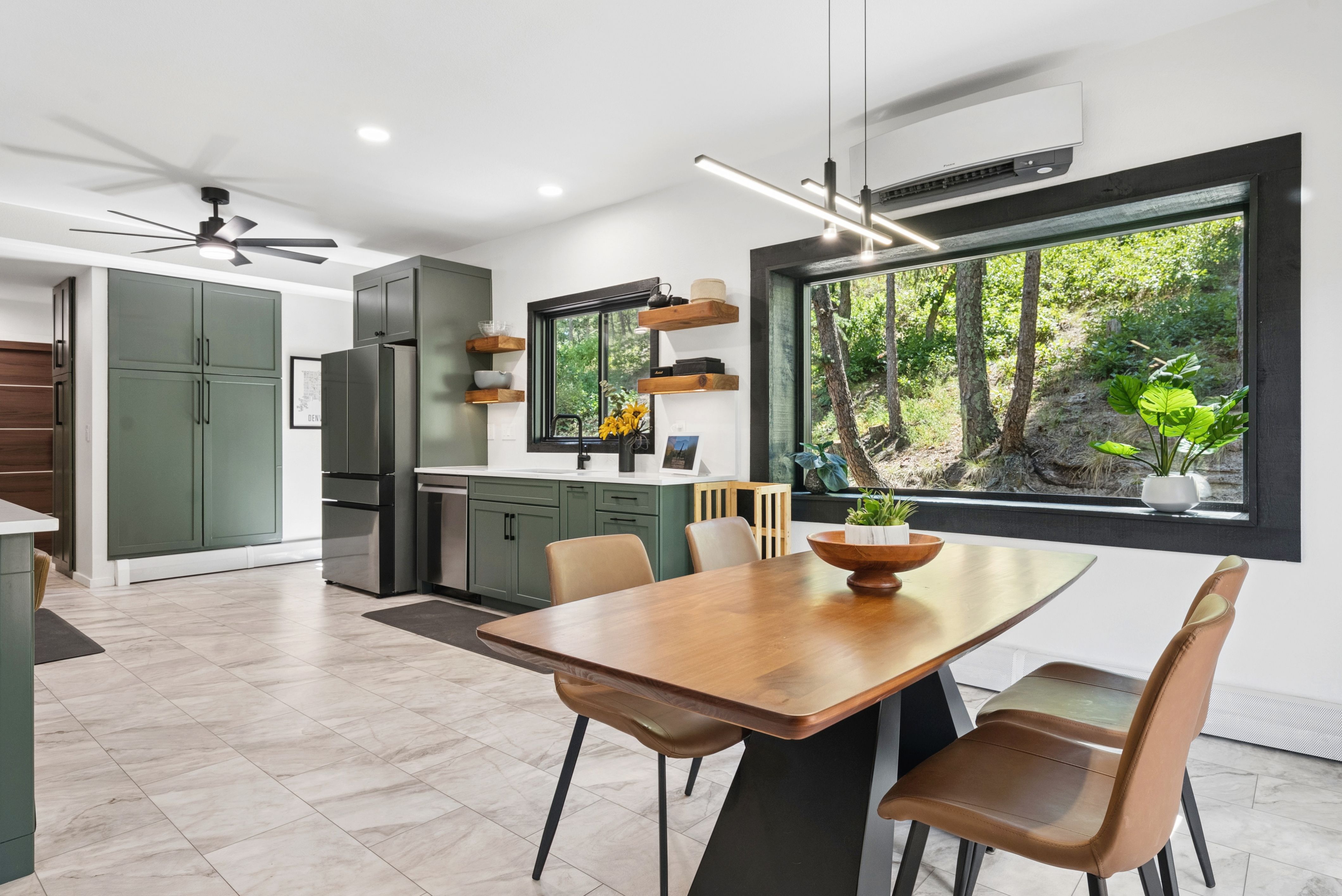  Private Wooded Retreat - 物件實景