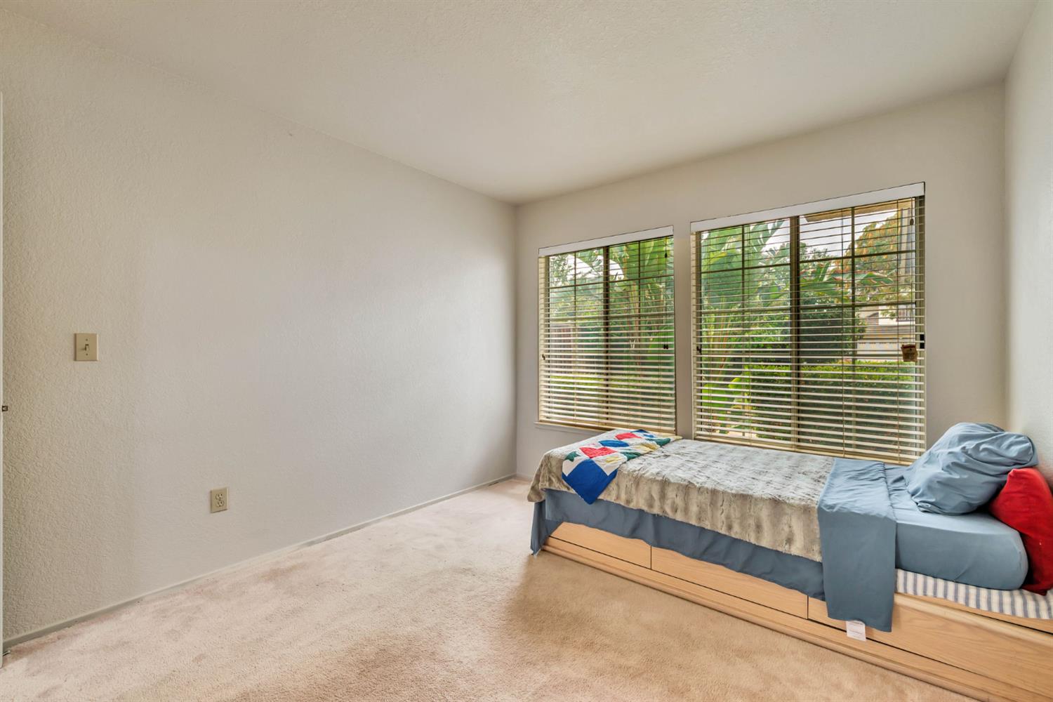 Tracy, California, 95376, United States, 4 Bedrooms Bedrooms, ,3 BathroomsBathrooms,Residential,For Sale,1949007