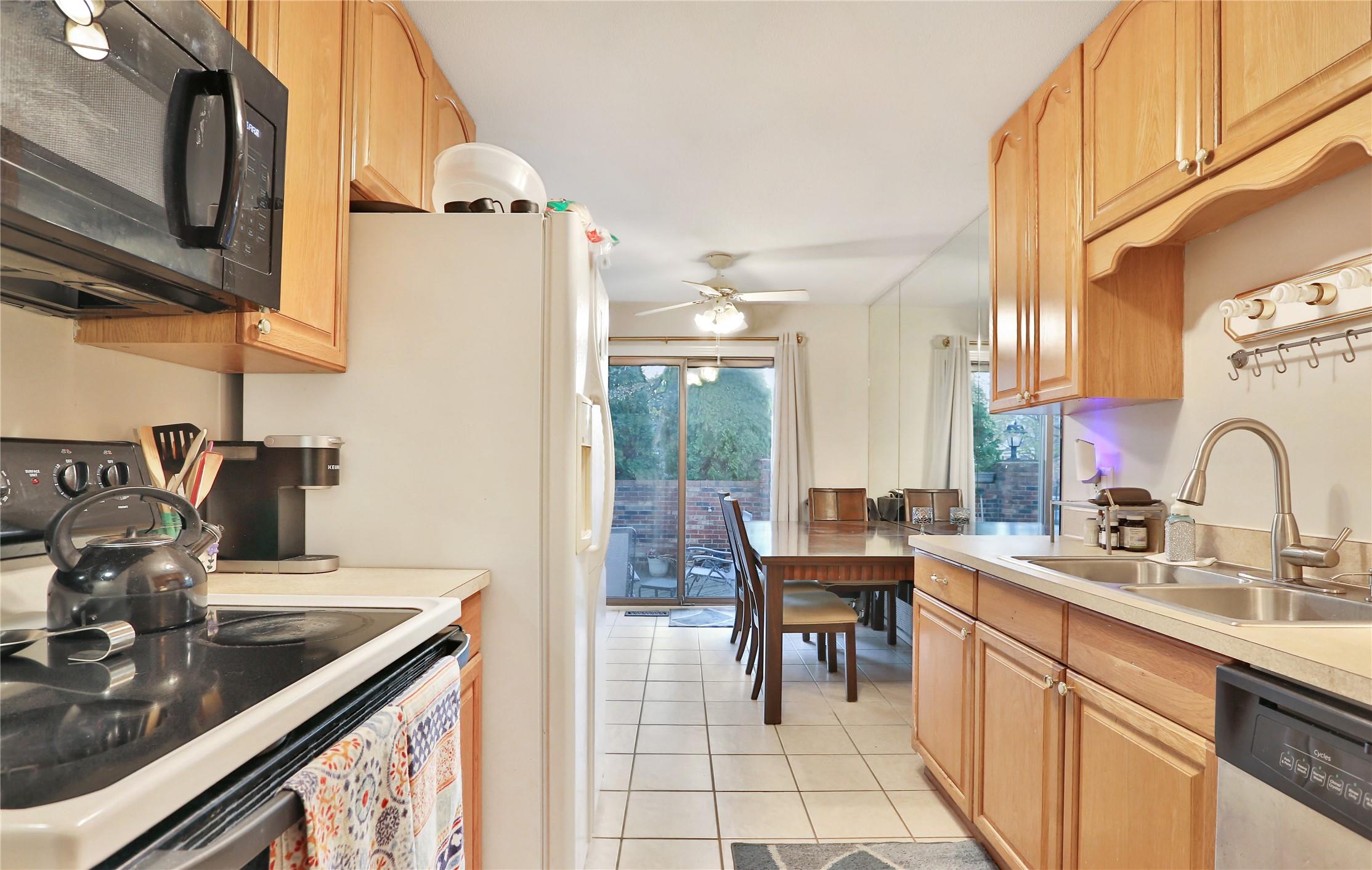  Clinton Township - 物件實景