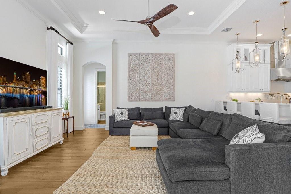 Tampa, Florida, 33626, United States, 4 Bedrooms Bedrooms, ,4 BathroomsBathrooms,Residential,For Sale,1827549