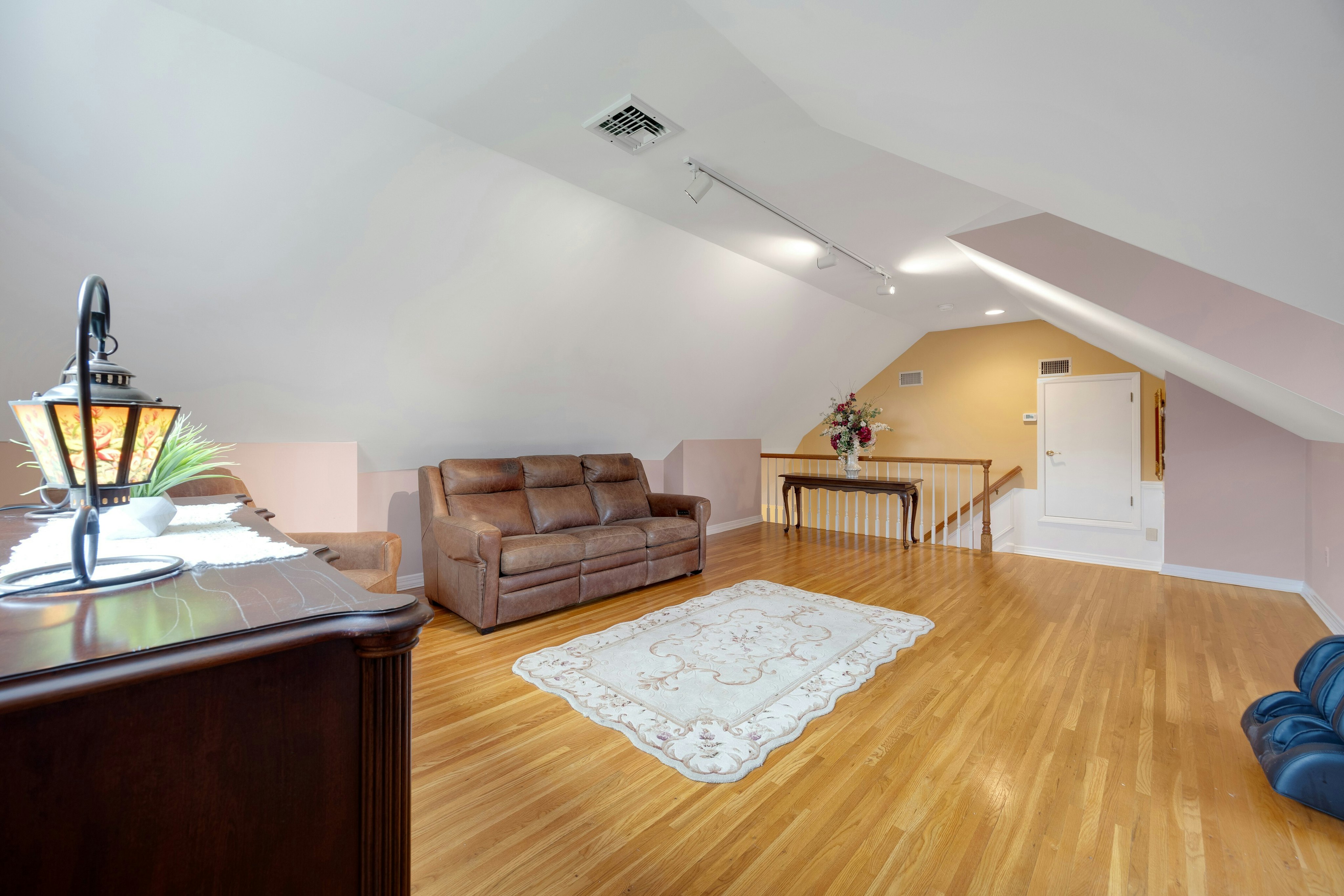  2 Crocker Mansion Drive, Mahwah, NJ 07430 - 物件實景