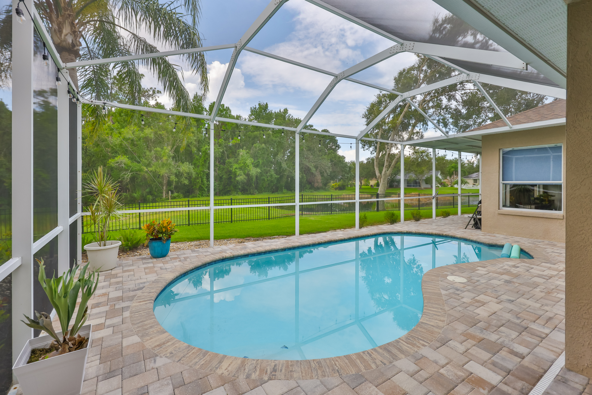 Tampa, Florida, 33647, United States, 4 Bedrooms Bedrooms, ,3 BathroomsBathrooms,Residential,For Sale,1982962