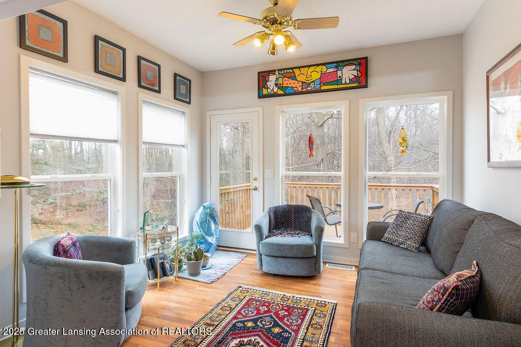 East Lansing, Michigan, 48823, United States, 3 Bedrooms Bedrooms, ,Residential,For Sale,1762272