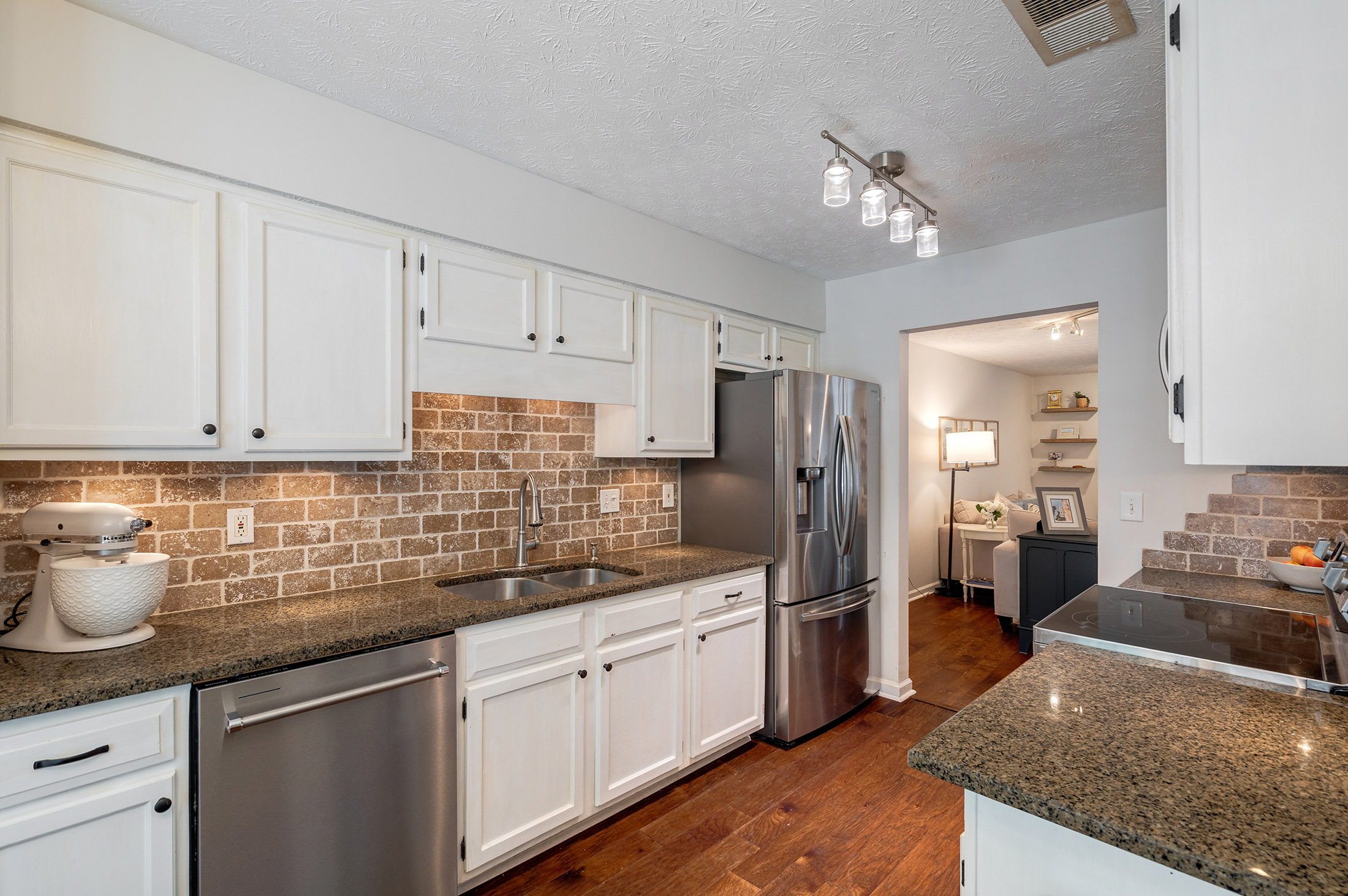  Beautifully Updated Townhome Near Historic Roswell - 物件實景