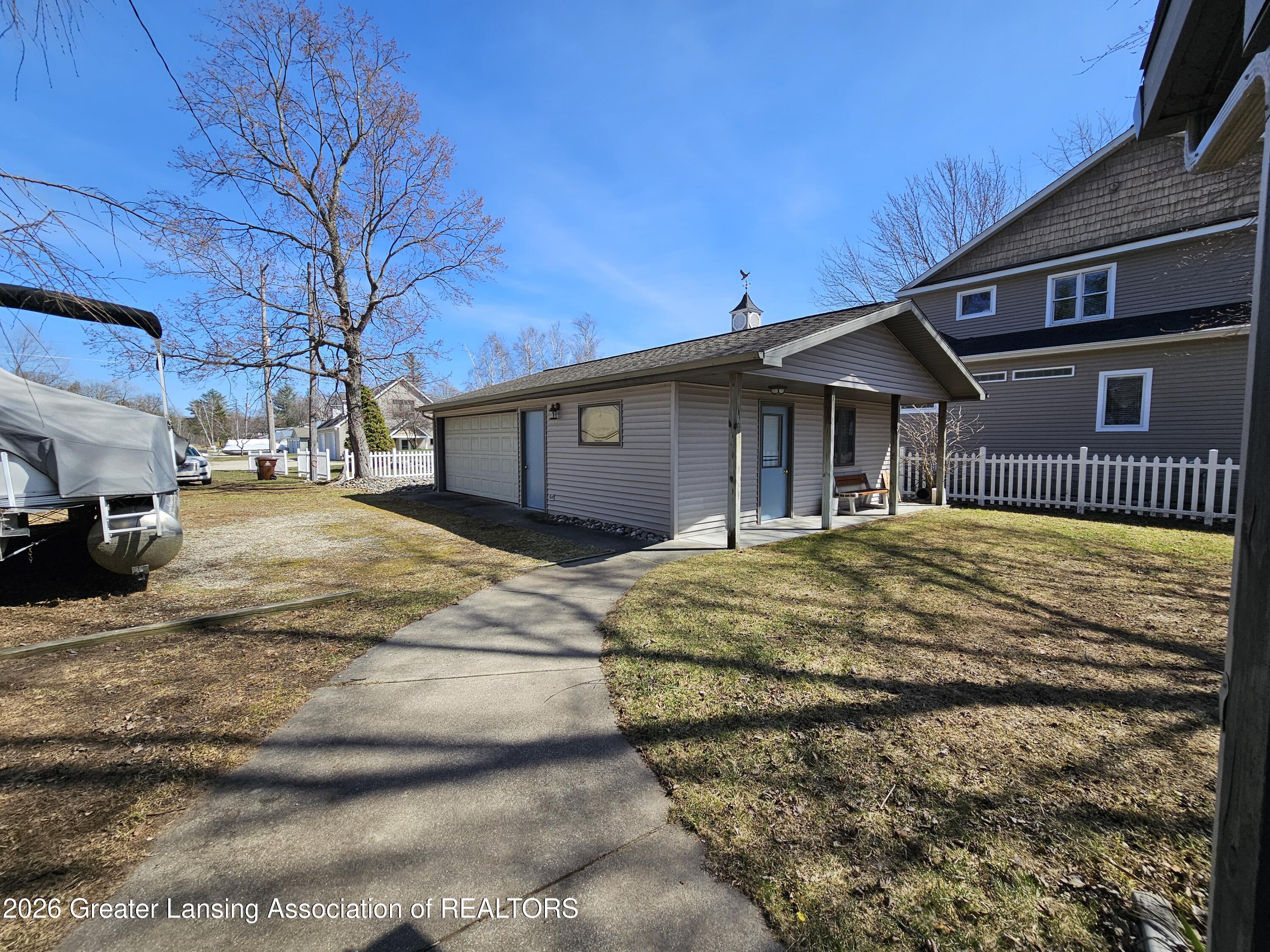 Mecosta, Michigan, 49332, United States, 4 Bedrooms Bedrooms, ,3 BathroomsBathrooms,Residential,For Sale,2035757