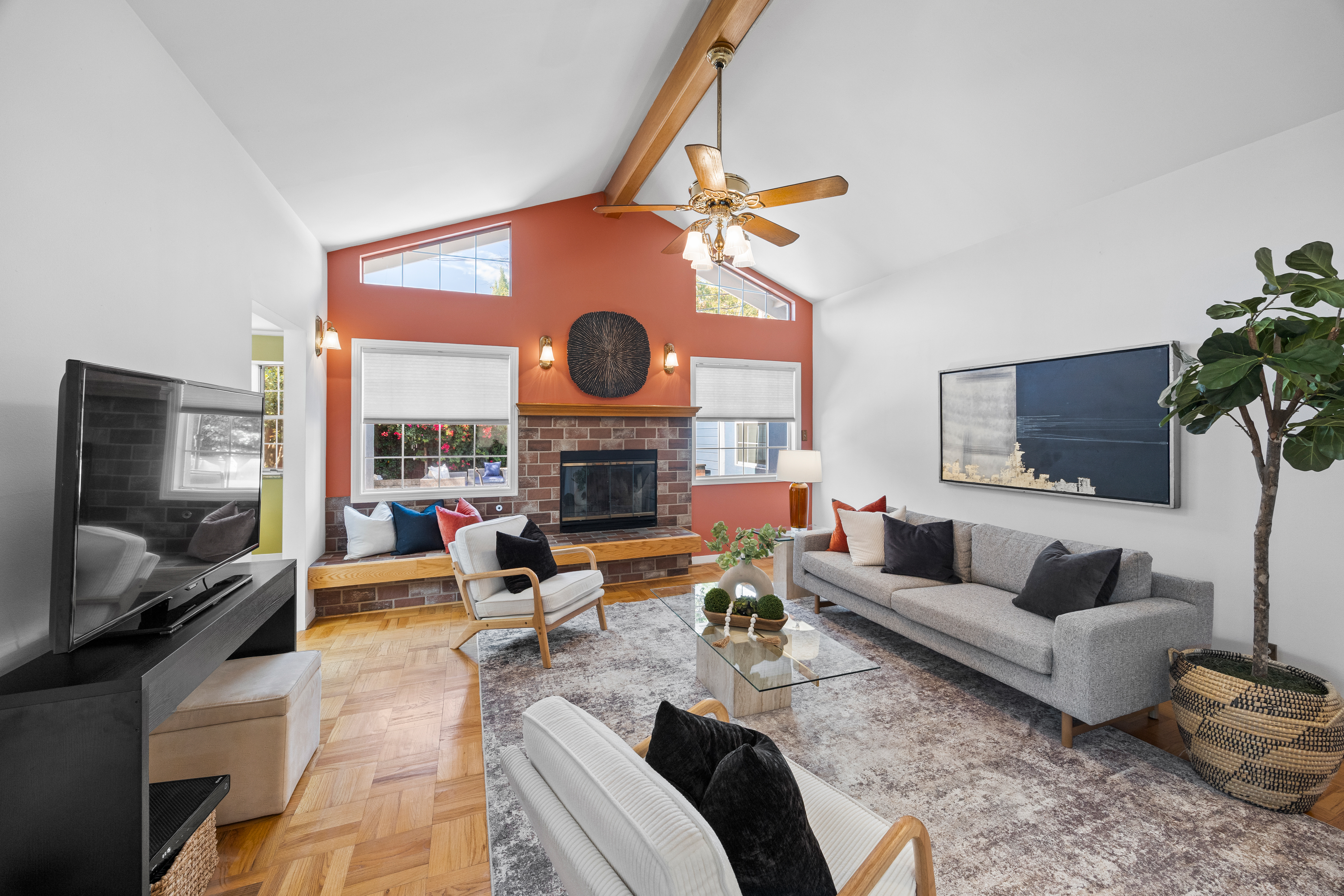  Single-Level Home in Desirable San Mateo Village - 物件實景