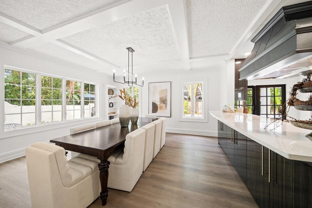 St Petersburg, Florida, 33707, United States, 5 Bedrooms Bedrooms, ,9 BathroomsBathrooms,Residential,For Sale,2000985