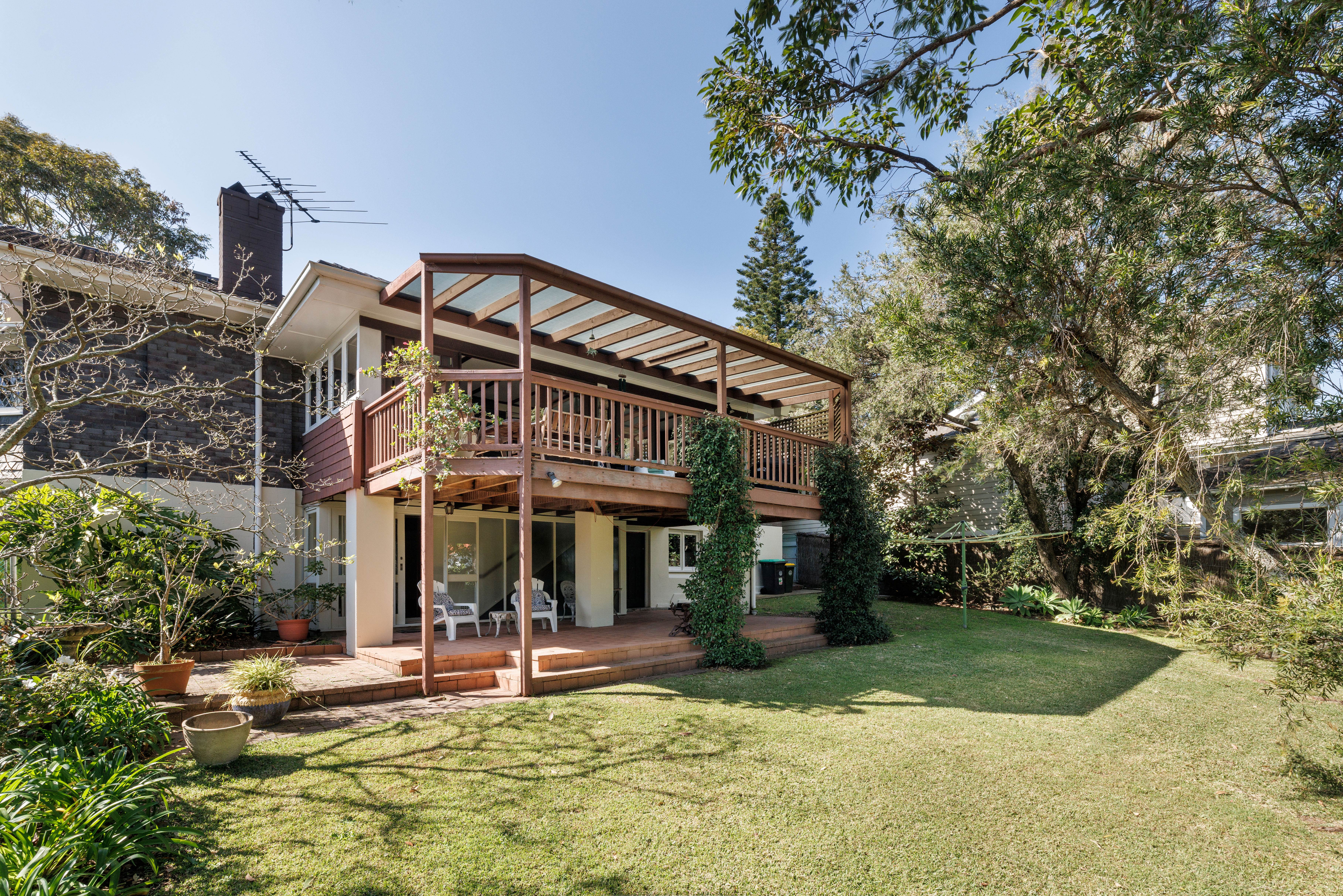  Grand c1920s Family Home on 643sqm Parcel with Exciting Potential - 物件實景