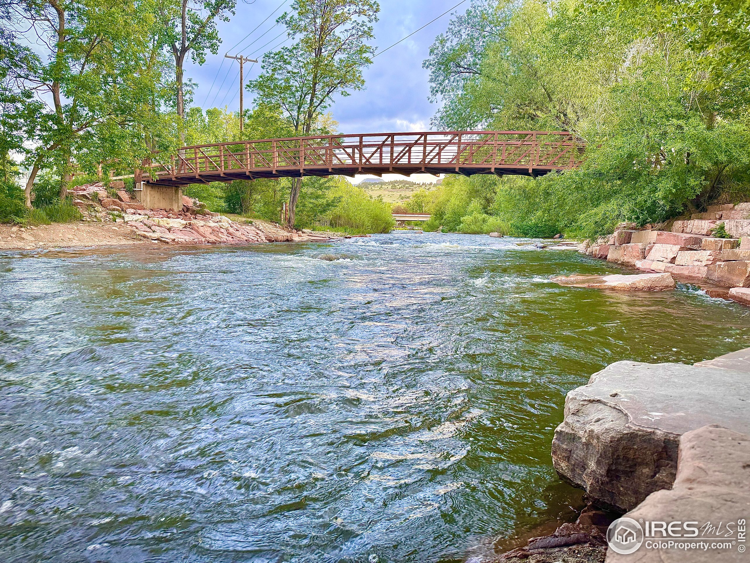 Lyons, Colorado, 80540, United States, 3 Bedrooms Bedrooms, ,2 BathroomsBathrooms,Residential,For Sale,1856959