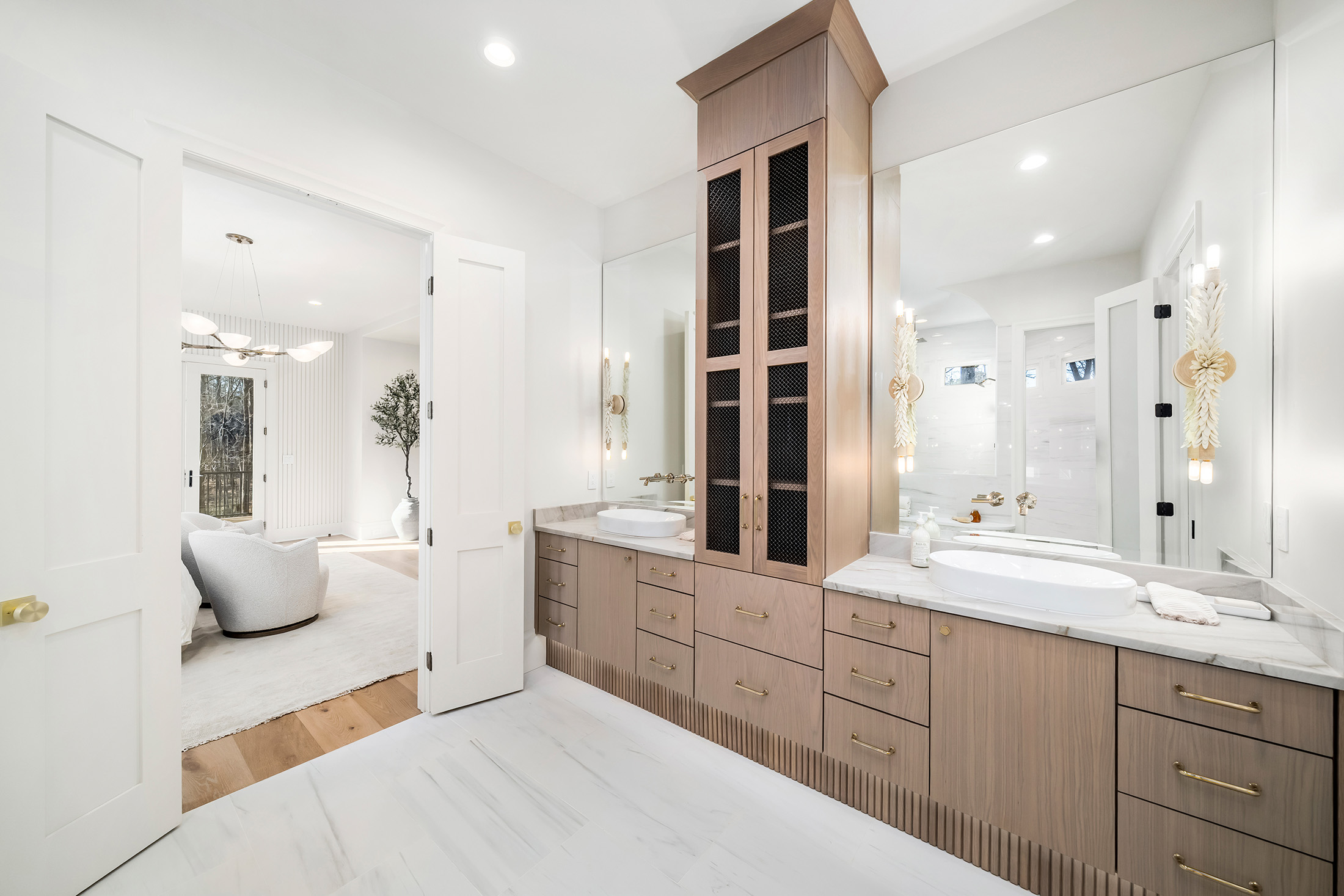  Timeless Craftsmanship in Gated Estate on Over Two Private Acres - 物件實景