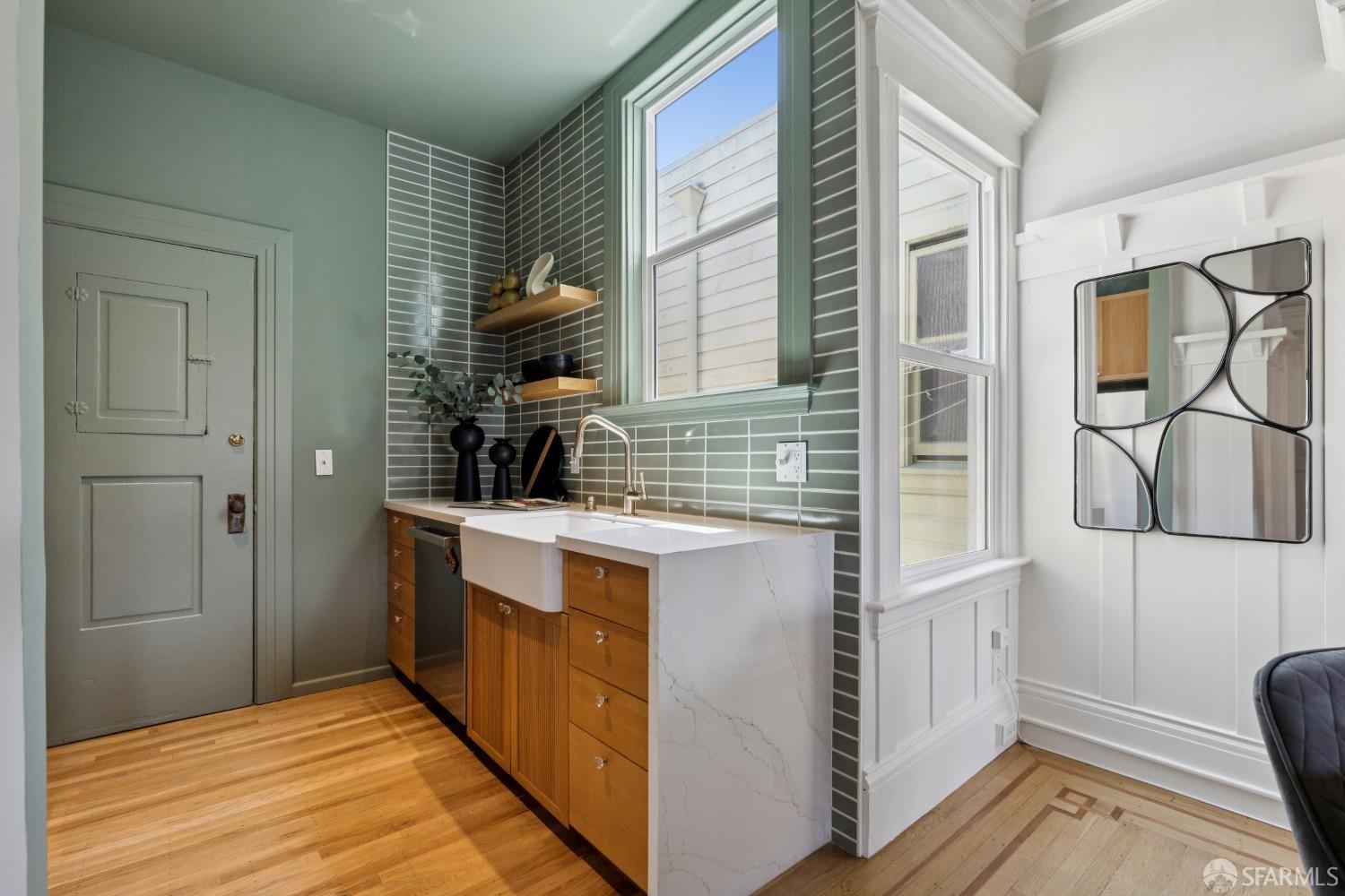 San Francisco, California, 94109, United States, 1 Bedroom Bedrooms, ,1 BathroomBathrooms,Residential,For Sale,1941812