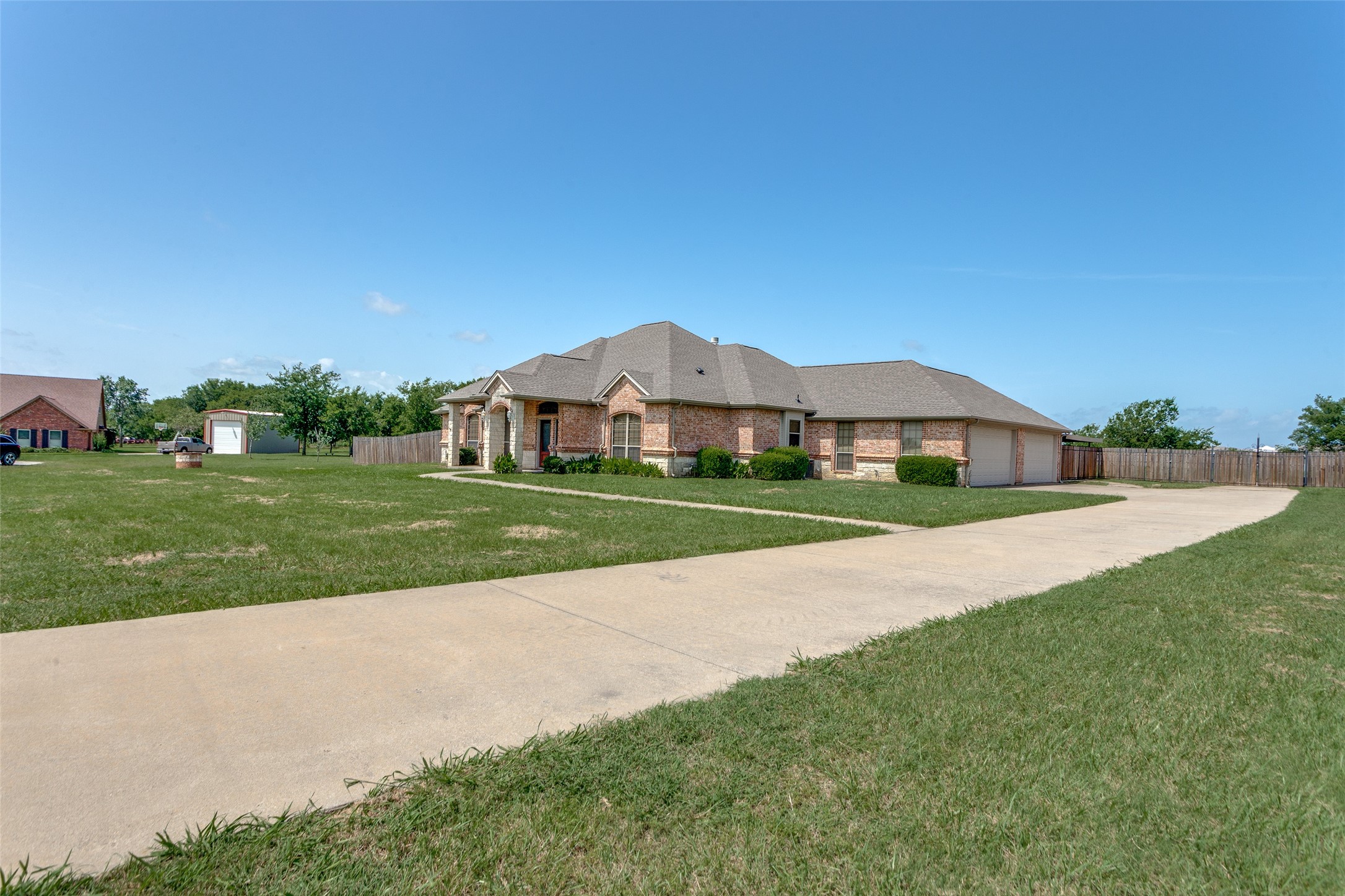 Haslet, Texas, 76052, United States, 4 Bedrooms Bedrooms, ,2 BathroomsBathrooms,Residential,For Sale,1866609