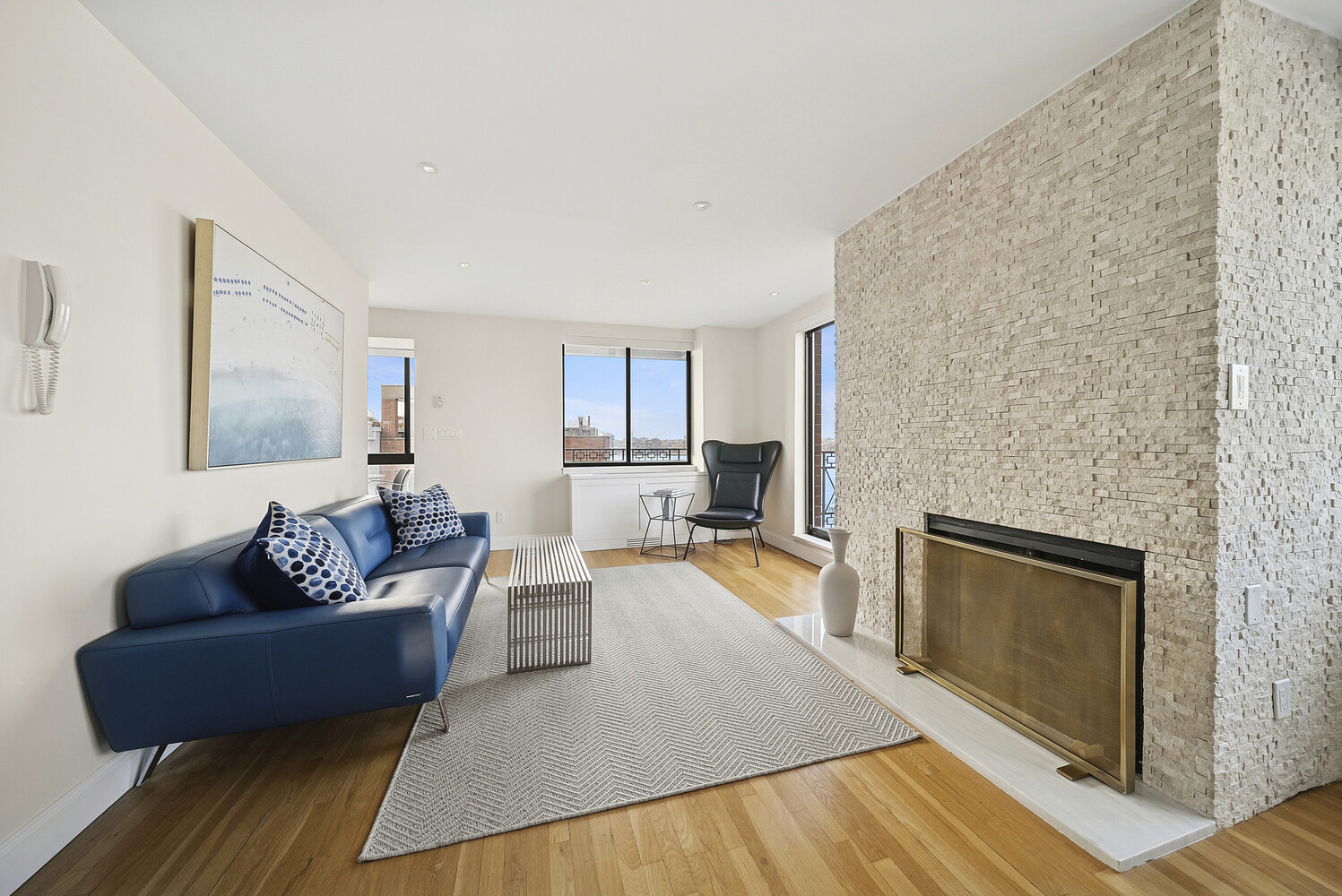 New York City, New York, 10014, United States, 2 Bedrooms Bedrooms, ,3 BathroomsBathrooms,Residential,For Sale,2000842