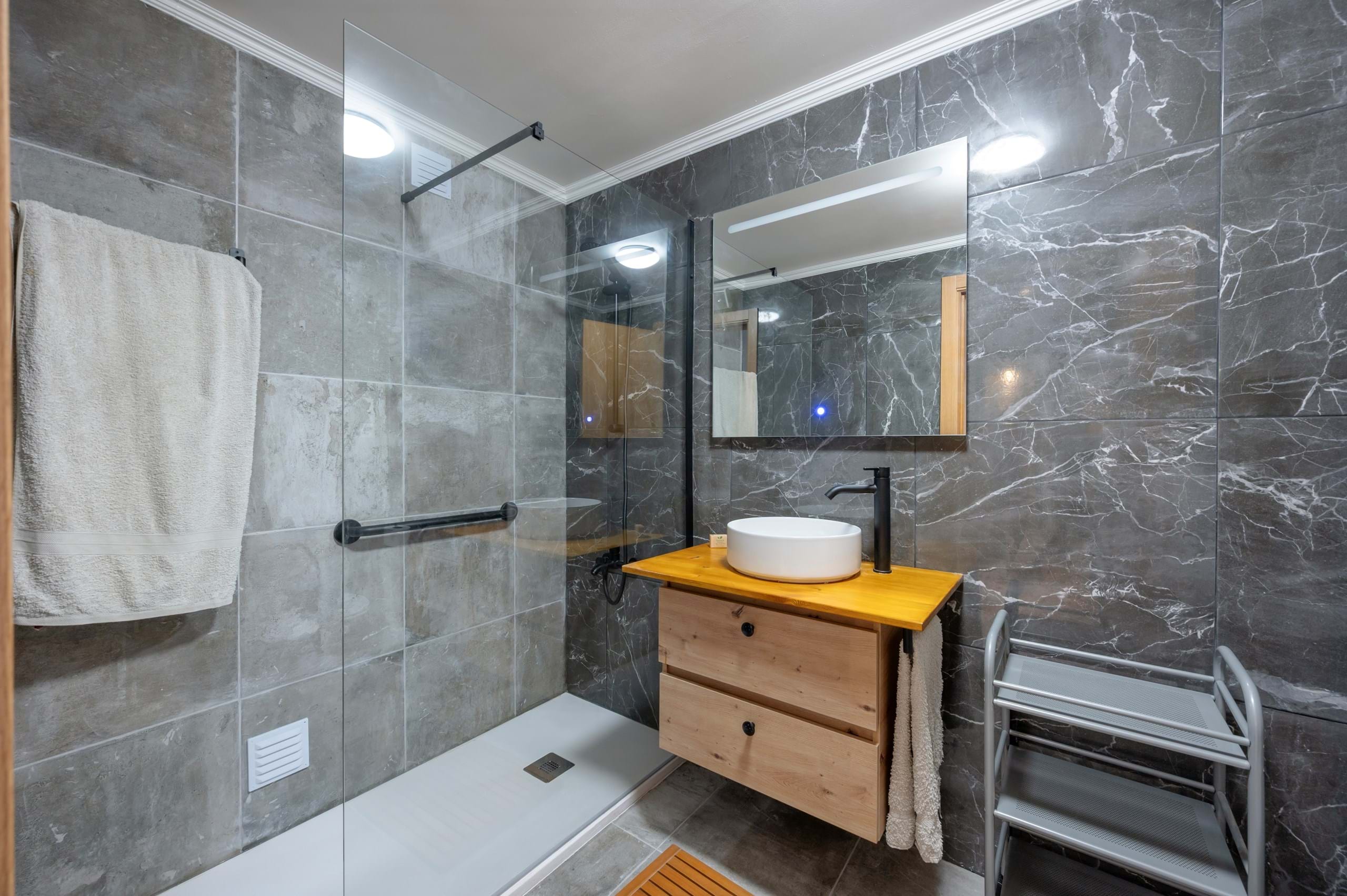 Cascais, Lisbon, 2765-009, PT, 2 Bedrooms Bedrooms, ,2 BathroomsBathrooms,Residential,For Sale,1892916