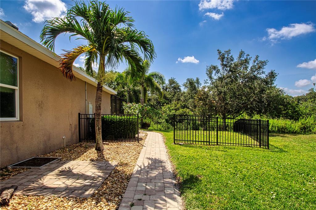 Bradenton, Florida, 34212, United States, 4 Bedrooms Bedrooms, ,3 BathroomsBathrooms,Residential,For Sale,1829585