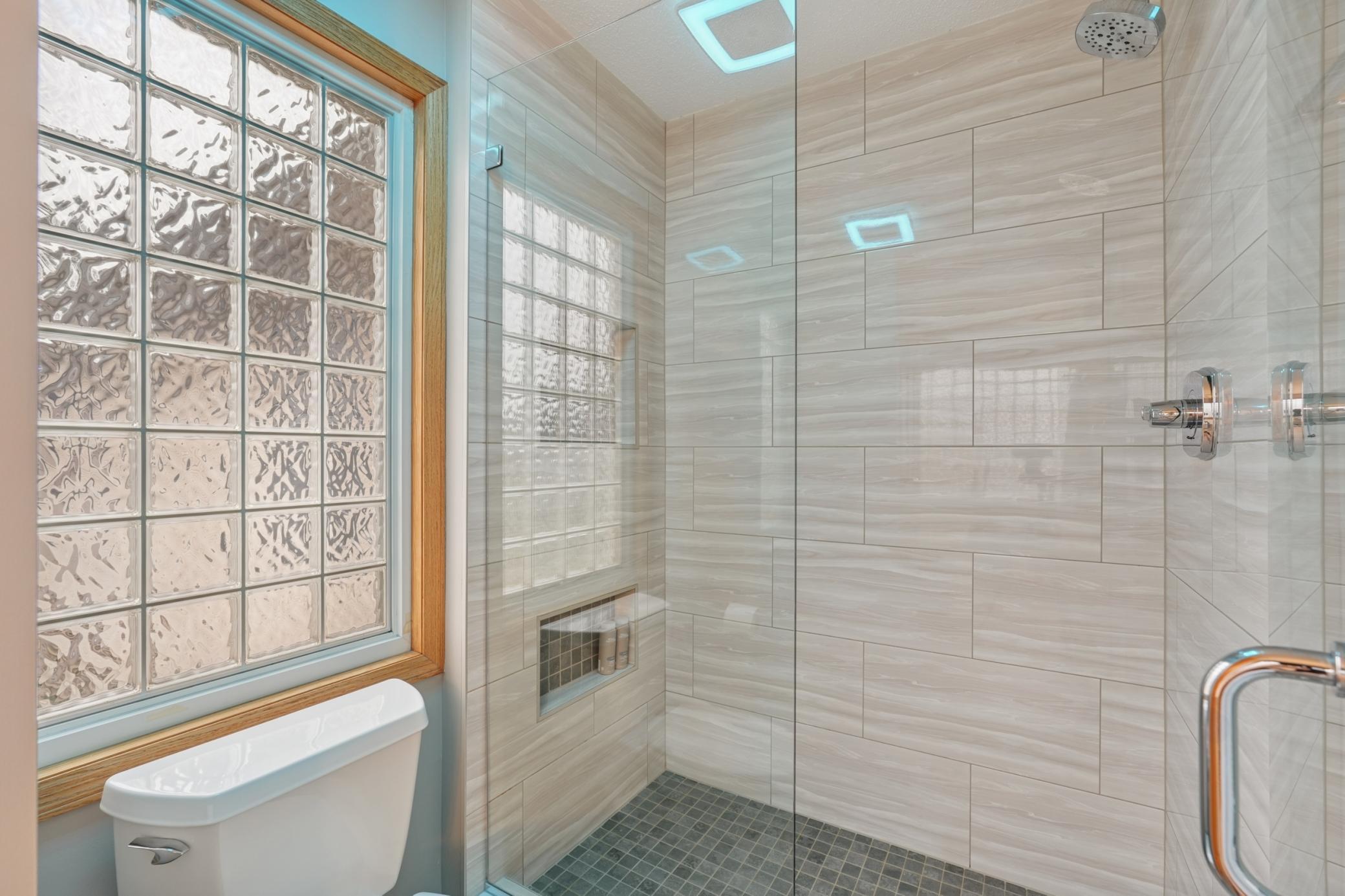 Hudson, Wisconsin, 54016, United States, 5 Bedrooms Bedrooms, ,3 BathroomsBathrooms,Residential,For Sale,1989559