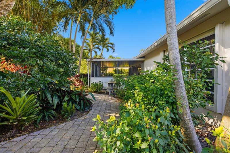 Tamarac, Florida, 33319, United States, 3 Bedrooms Bedrooms, ,2 BathroomsBathrooms,Residential,For Sale,1989471