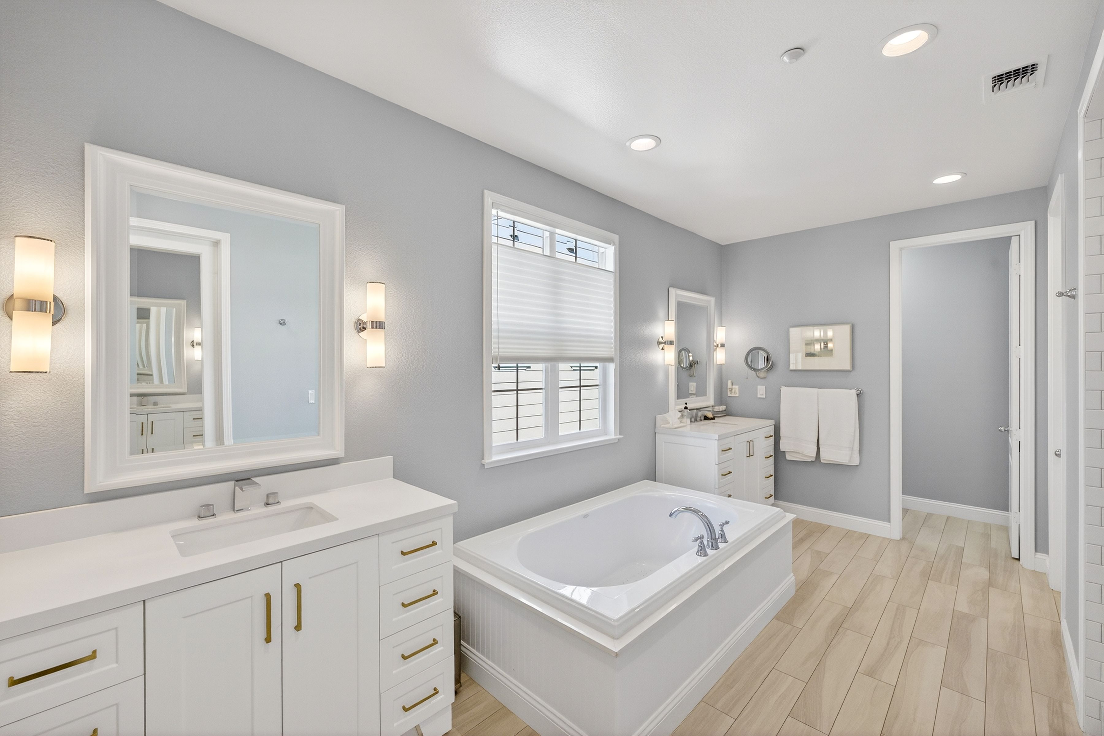  Eastside Living at Its Finest - 物件實景