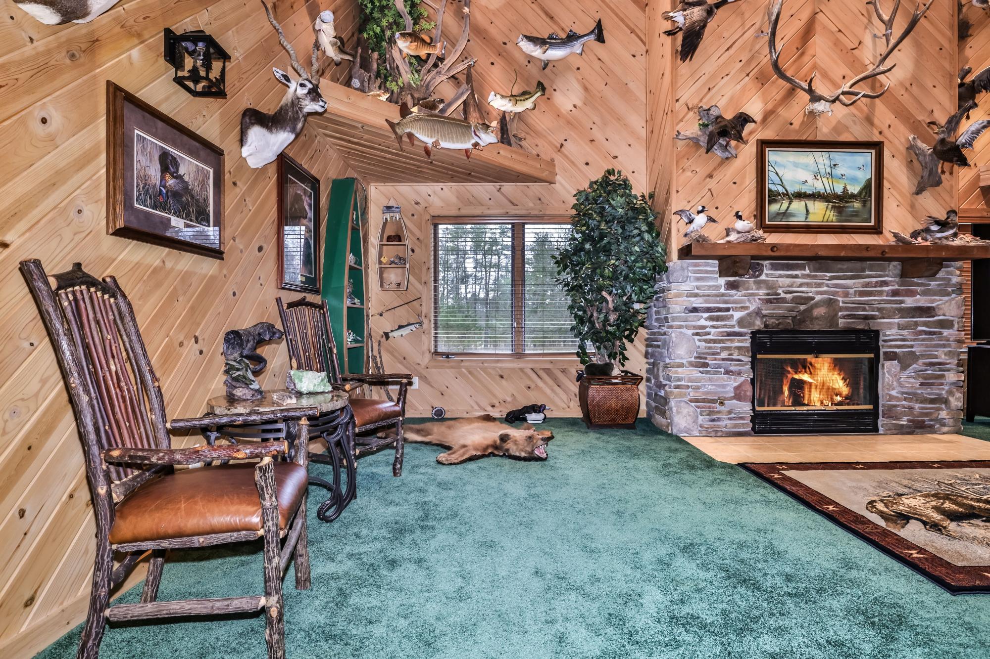 Tomahawk, Wisconsin, 54487, United States, 3 Bedrooms Bedrooms, ,3 BathroomsBathrooms,Residential,For Sale,1798272