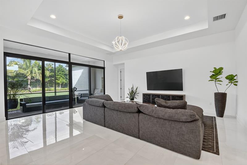 Boynton Beach, Florida, 33473, United States, 4 Bedrooms Bedrooms, ,5 BathroomsBathrooms,Residential,For Sale,2000646